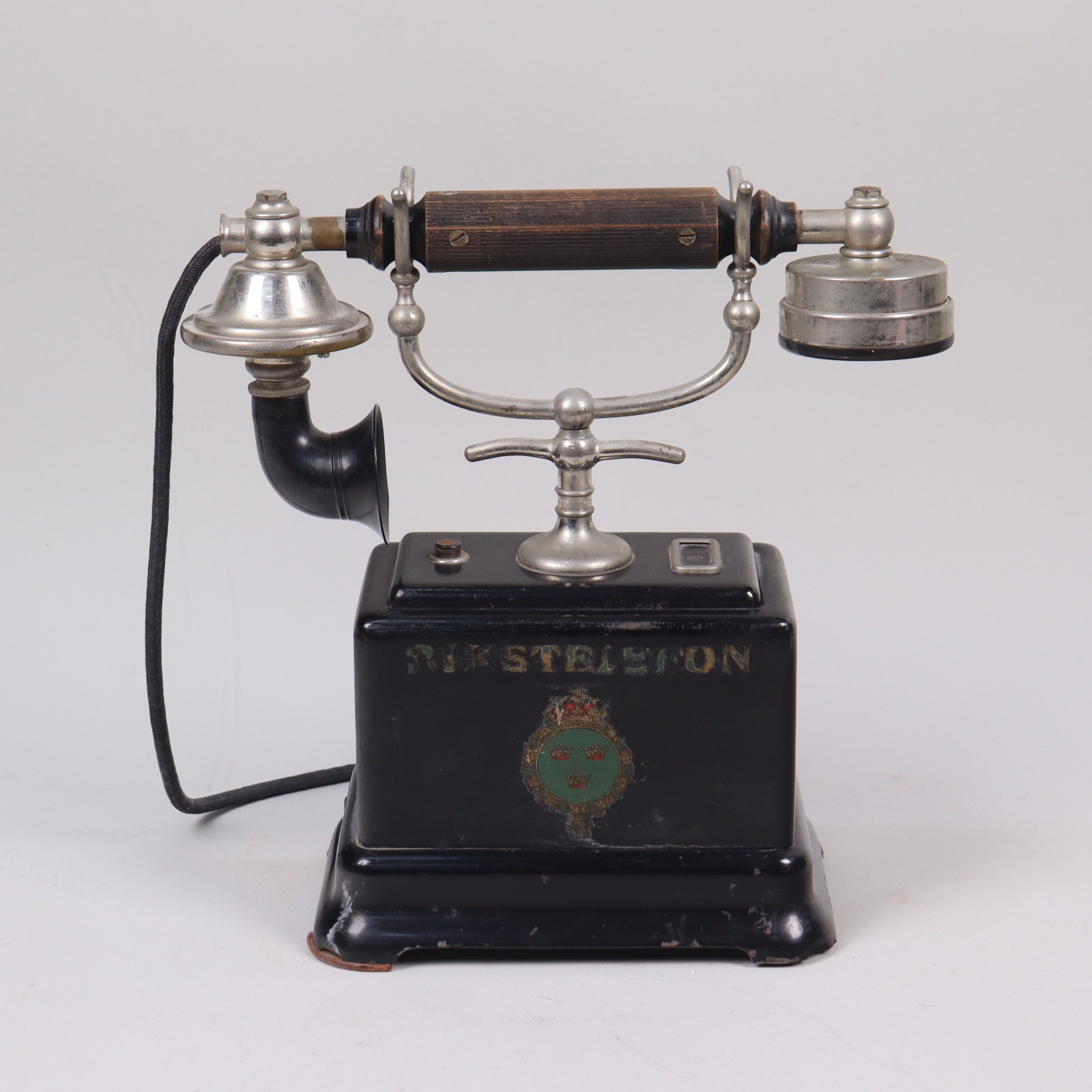 BORDSTELEFON, Telegrafsverkets Verkstad, Nynäshamn, 1900-talets första hälft.