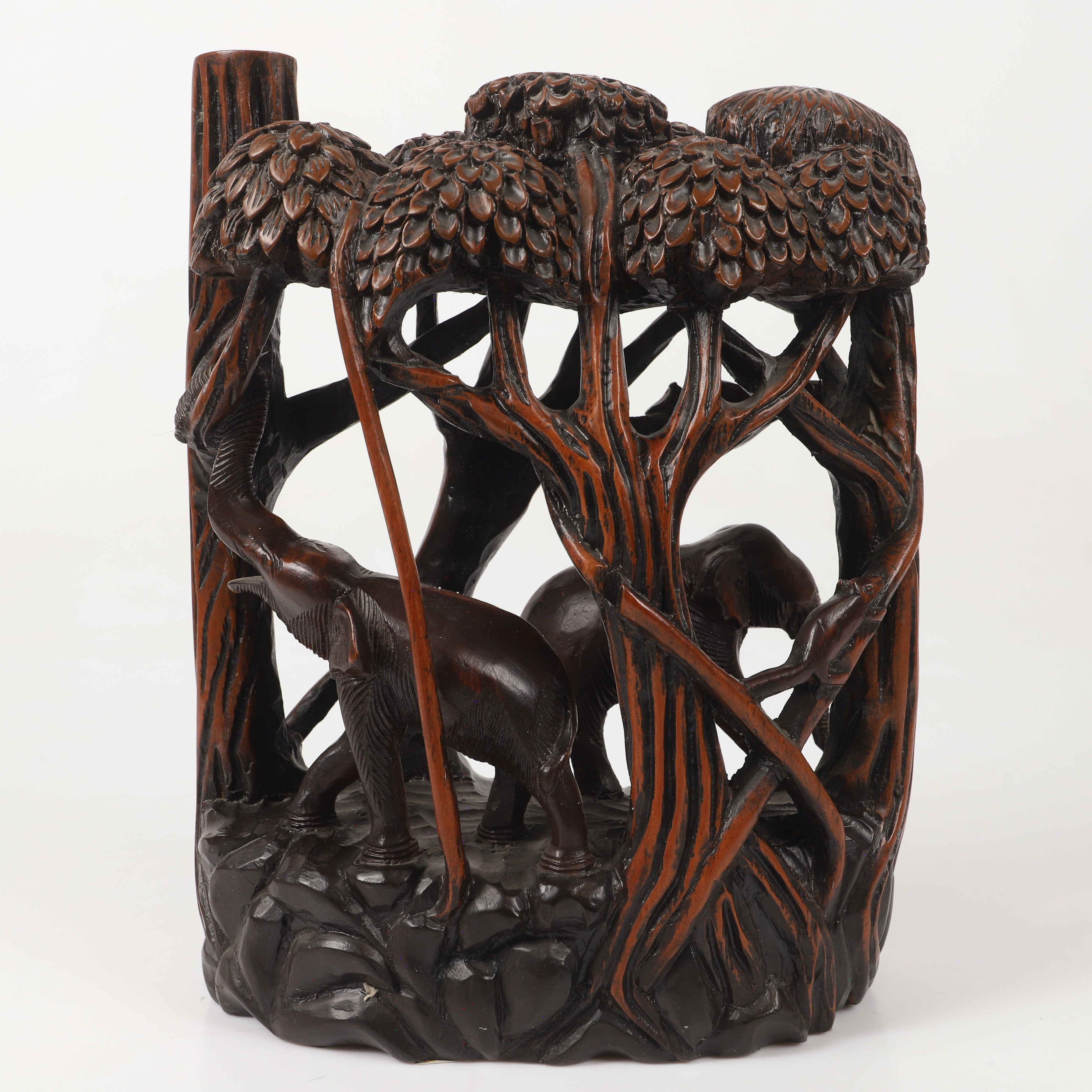 SKULPTUR, elefanter, trä, 1900-tal.