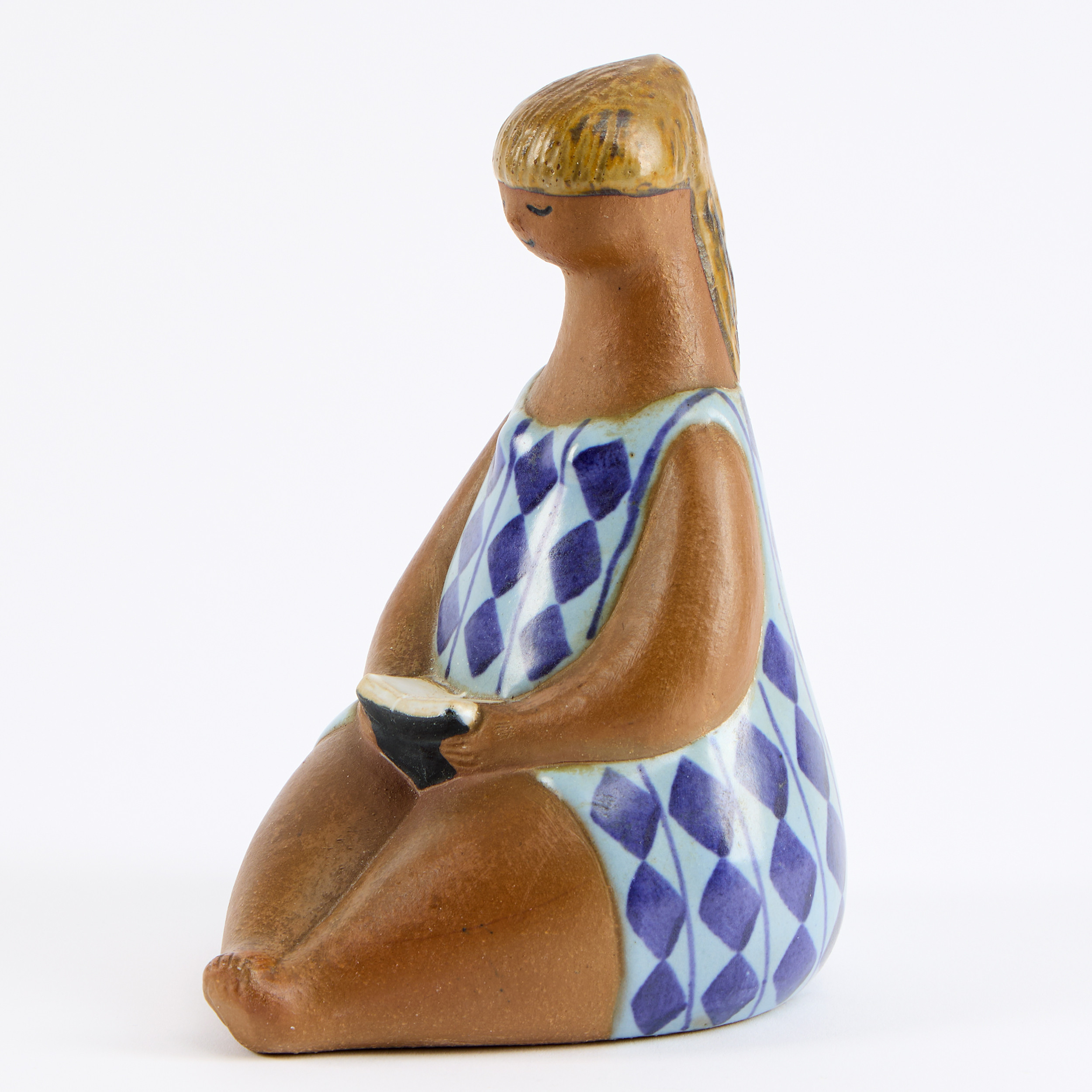 LISA LARSON. Figurin, "Amalia" ur serien "ABC-flickorna", Gustavsberg.