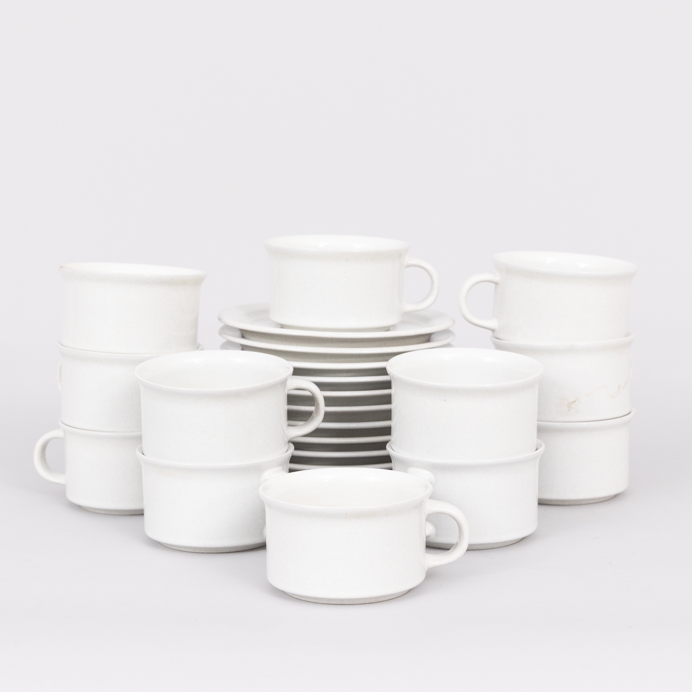 SIGNE PERSSON-MELIN. Kaffeservisdelar, 'Härd', 12 st glaserat stengods.