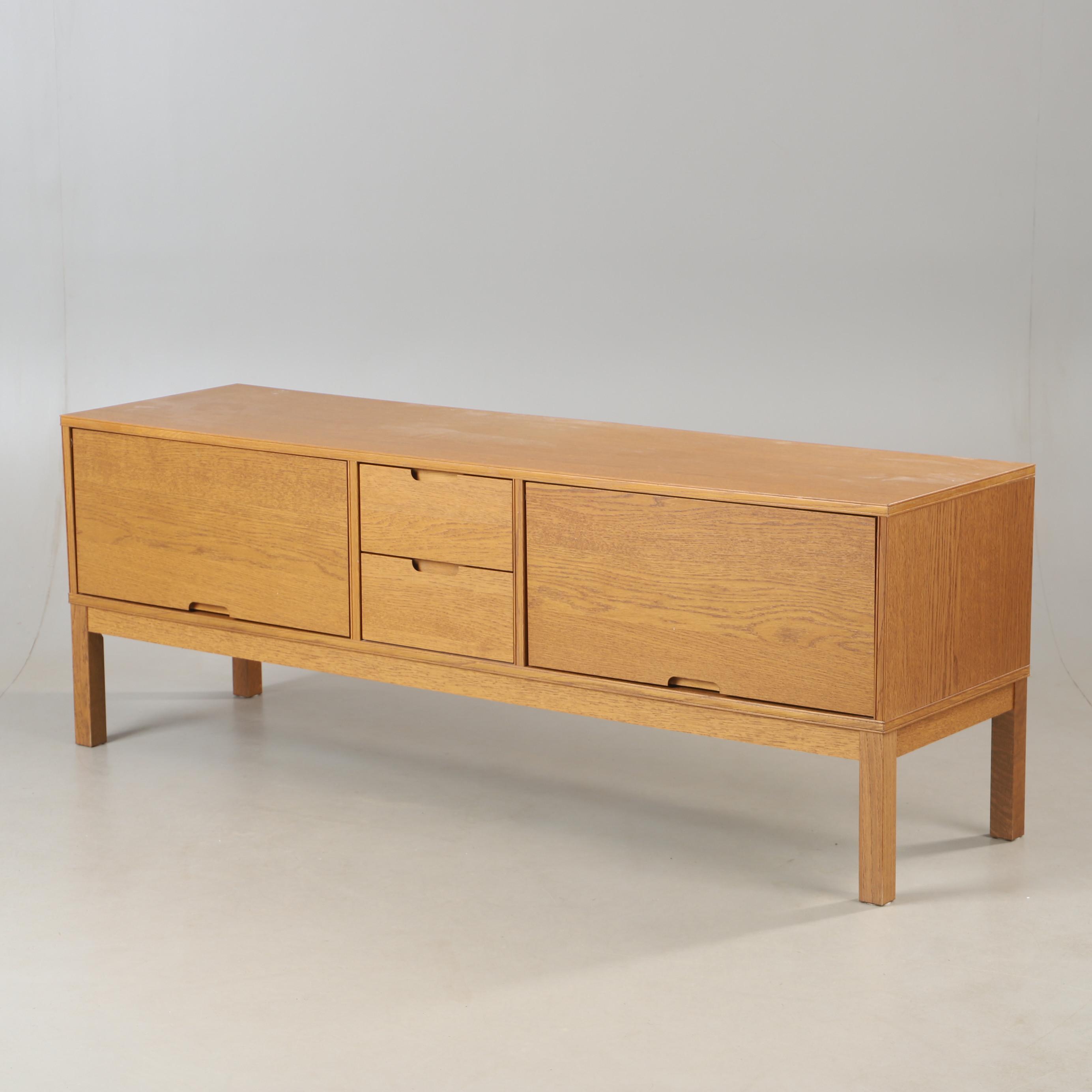 KNUT OCH MARIANNE HAGBERG. Sideboard, "Stockholm", ek, IKEA, 2000-tal.