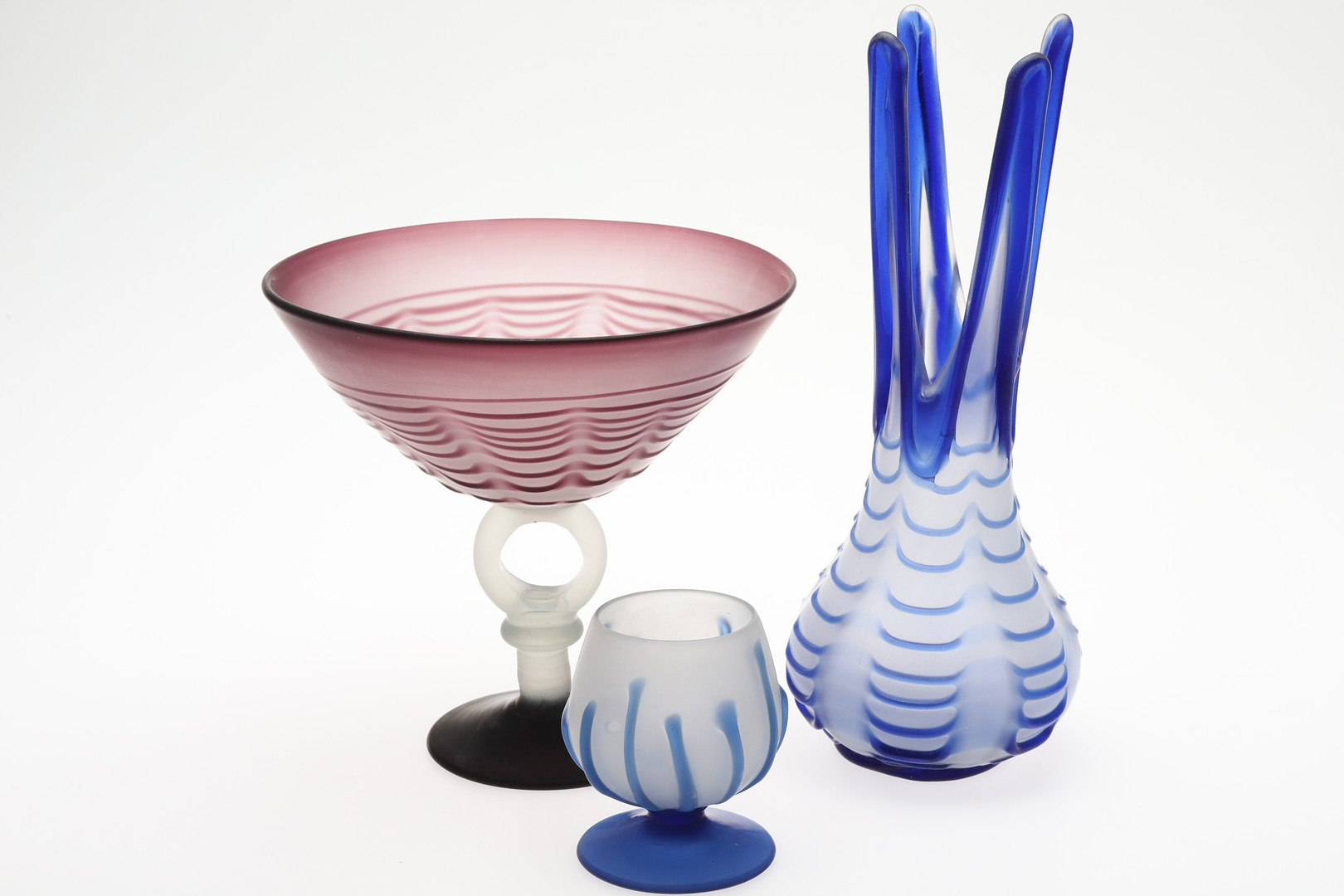 SKÅL, VAS & BÄGARE, munblåst glas, 3 delar.