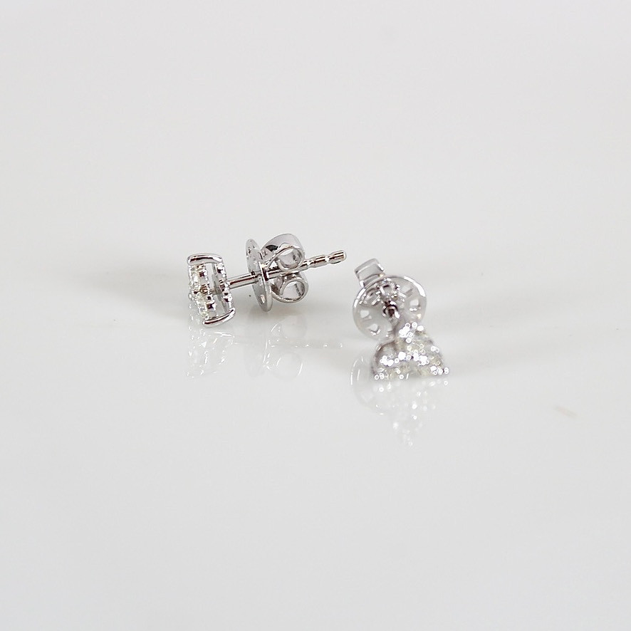 DIAMANTÖRHÄNGEN, ett par, 0,47ct, vitguld 18K.