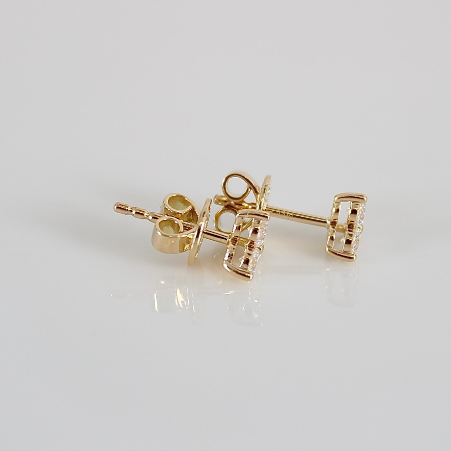 DIAMANTÖRHÄNGEN, ett par, 0,53ct, 18K.