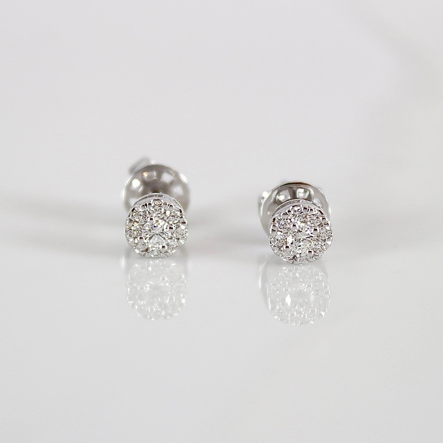 DIAMANTÖRGÄNGEN, ett par, 0,32ct, vitguld 18K.