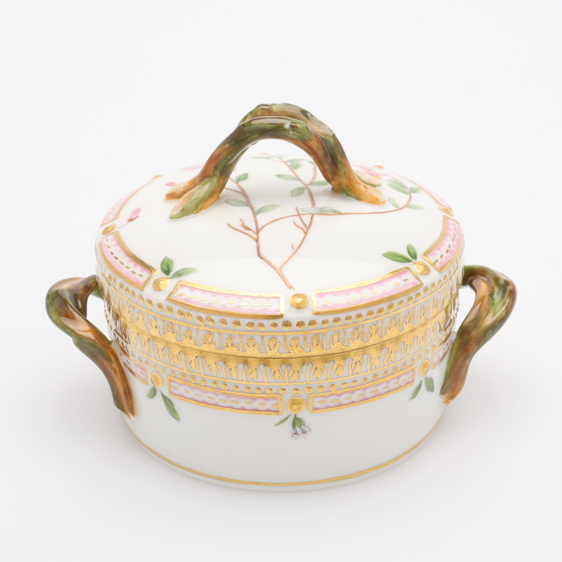 SOCKERSKÅL MED LOCK, PORSLIN, FLORA DANICA, MODELLNUMMER 3502, ROYAL COPENHAGEN, DANMARK, 1962/63.