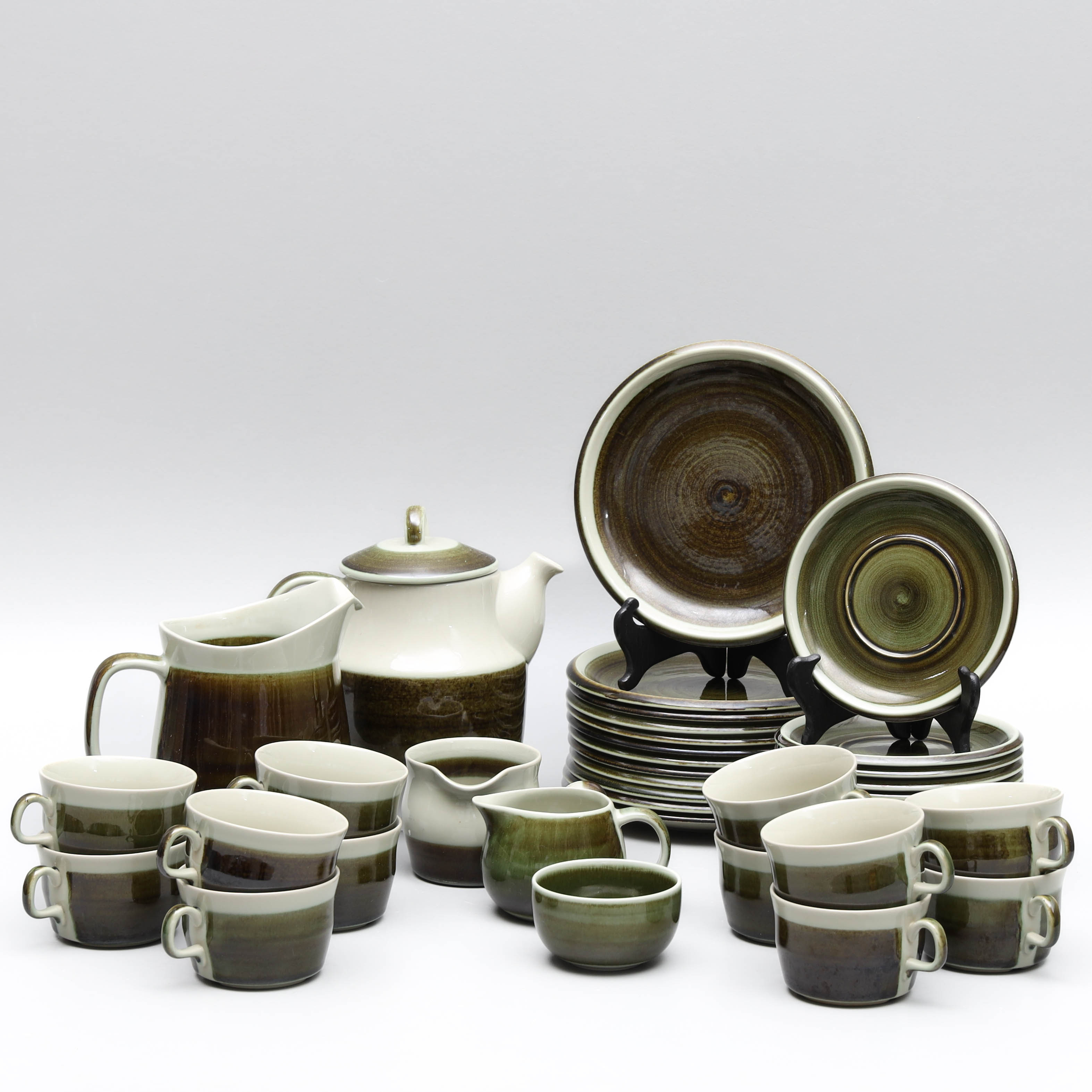 MARIANNE WESTMAN. Servisdelar, 41 delar, "Maya", Rörstrand.