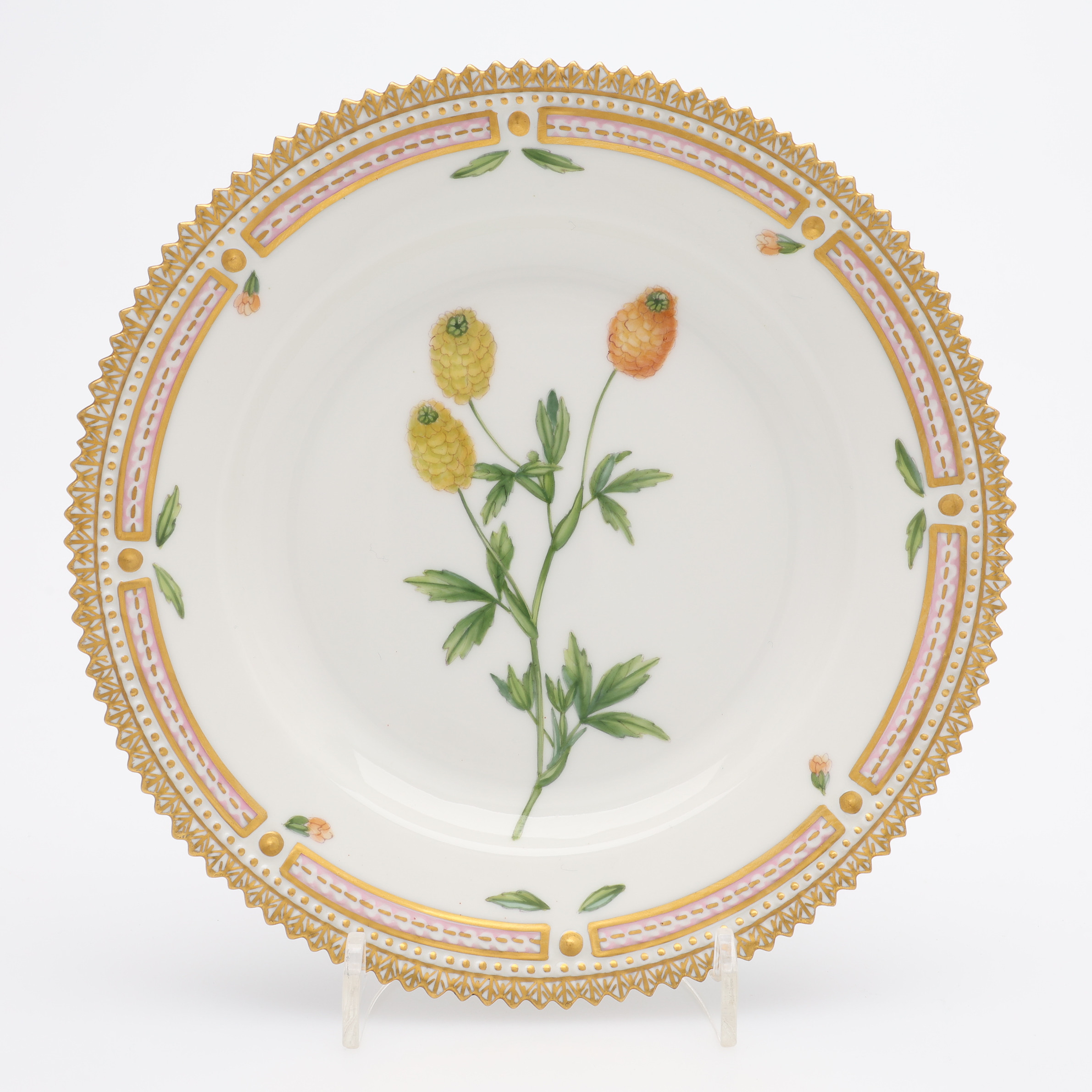 ASSIETT, PORSLIN, FLORA DANICA, MODELLNUMMER 3551, ROYAL COPENHAGEN, DANMARK, 1969-1973.