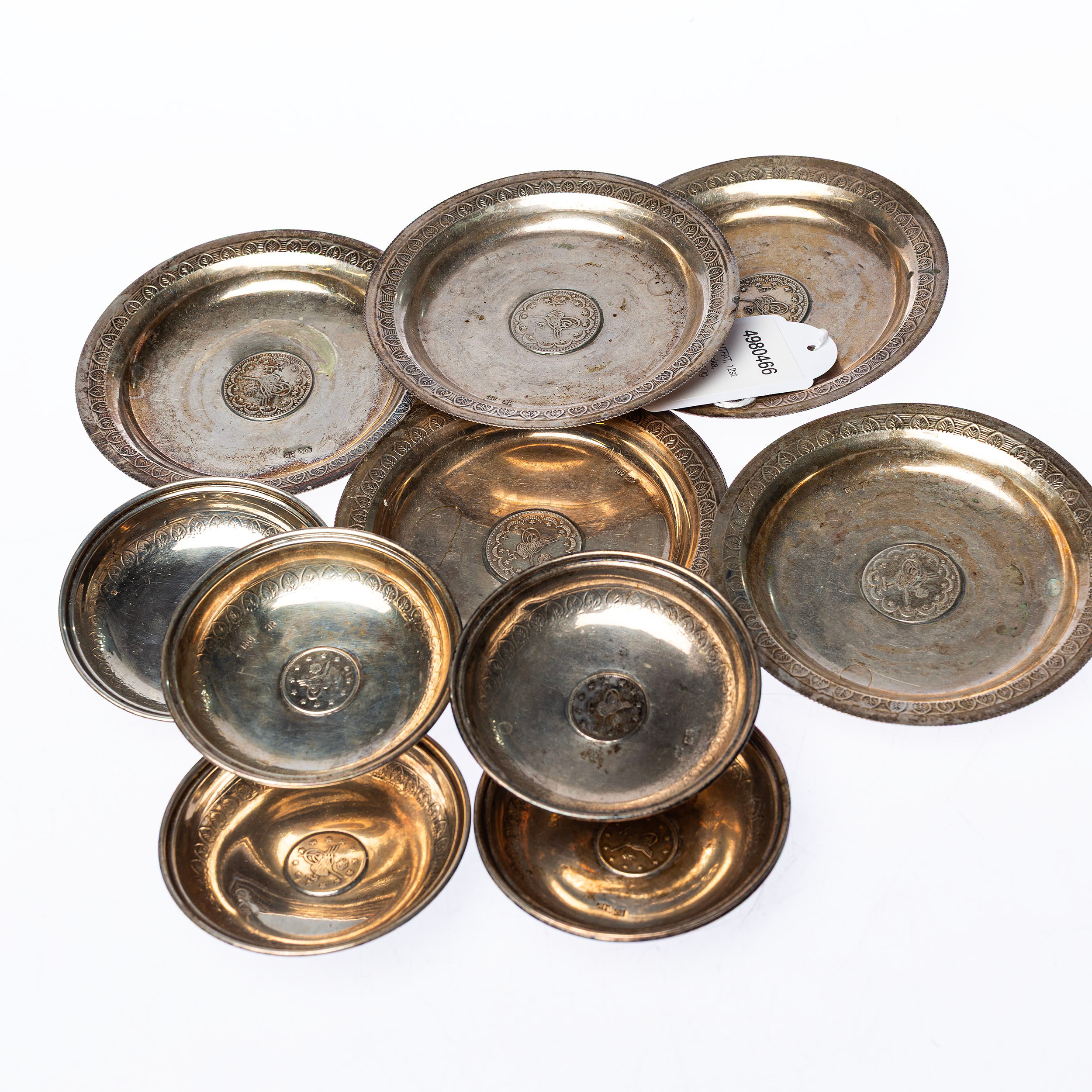 MYNTFAT, 12st orientaliska, silver ca 250g.