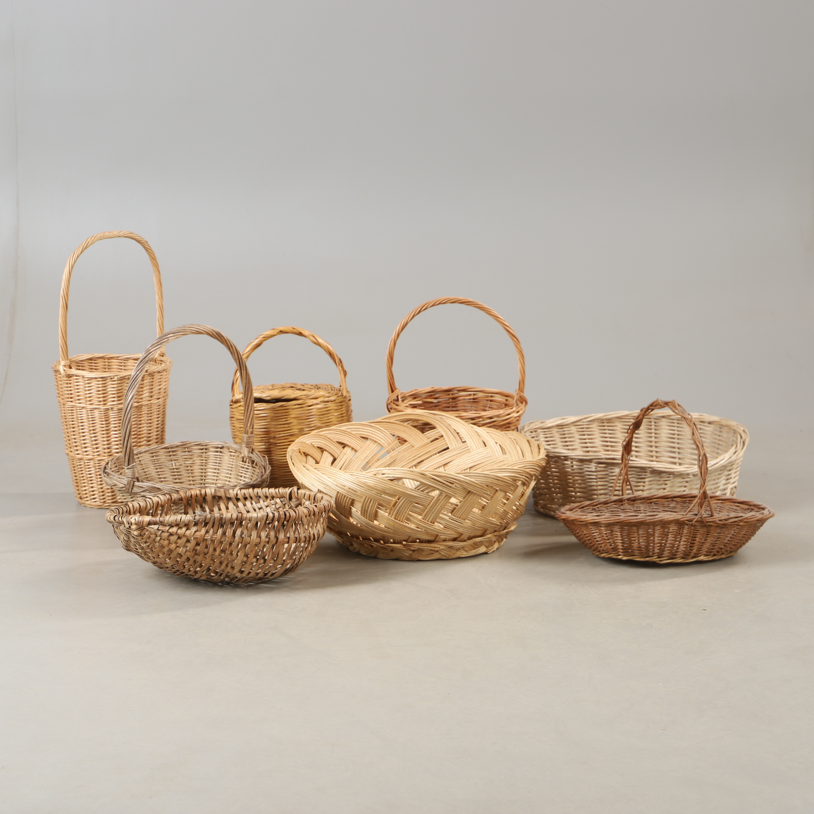 KORGAR, 8 stycken, rotting, 1900-talets första hälft.