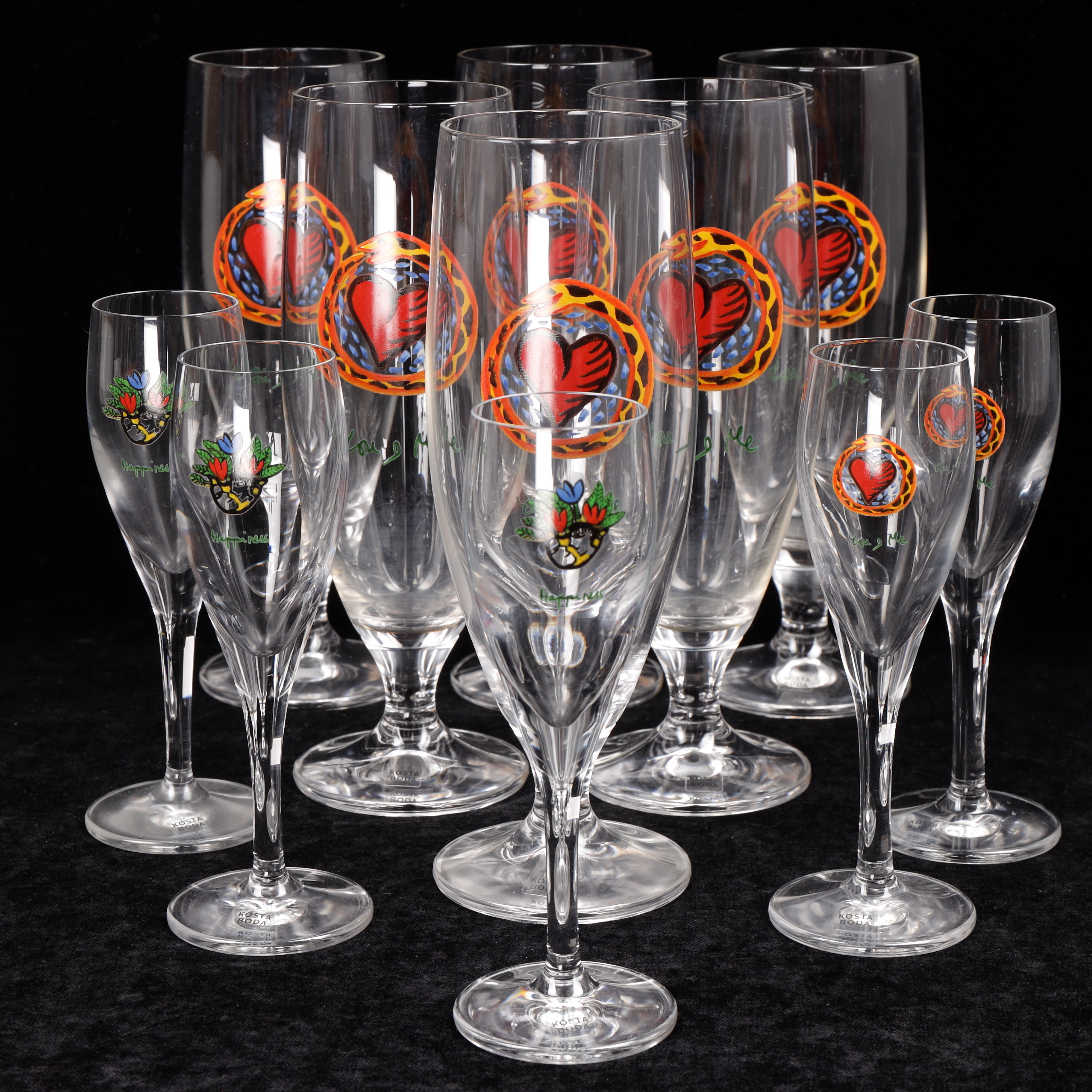 ULRICA HYDMAN VALLIEN. Glas, 11 st, "You and Me", "Happines", Kosta Boda.