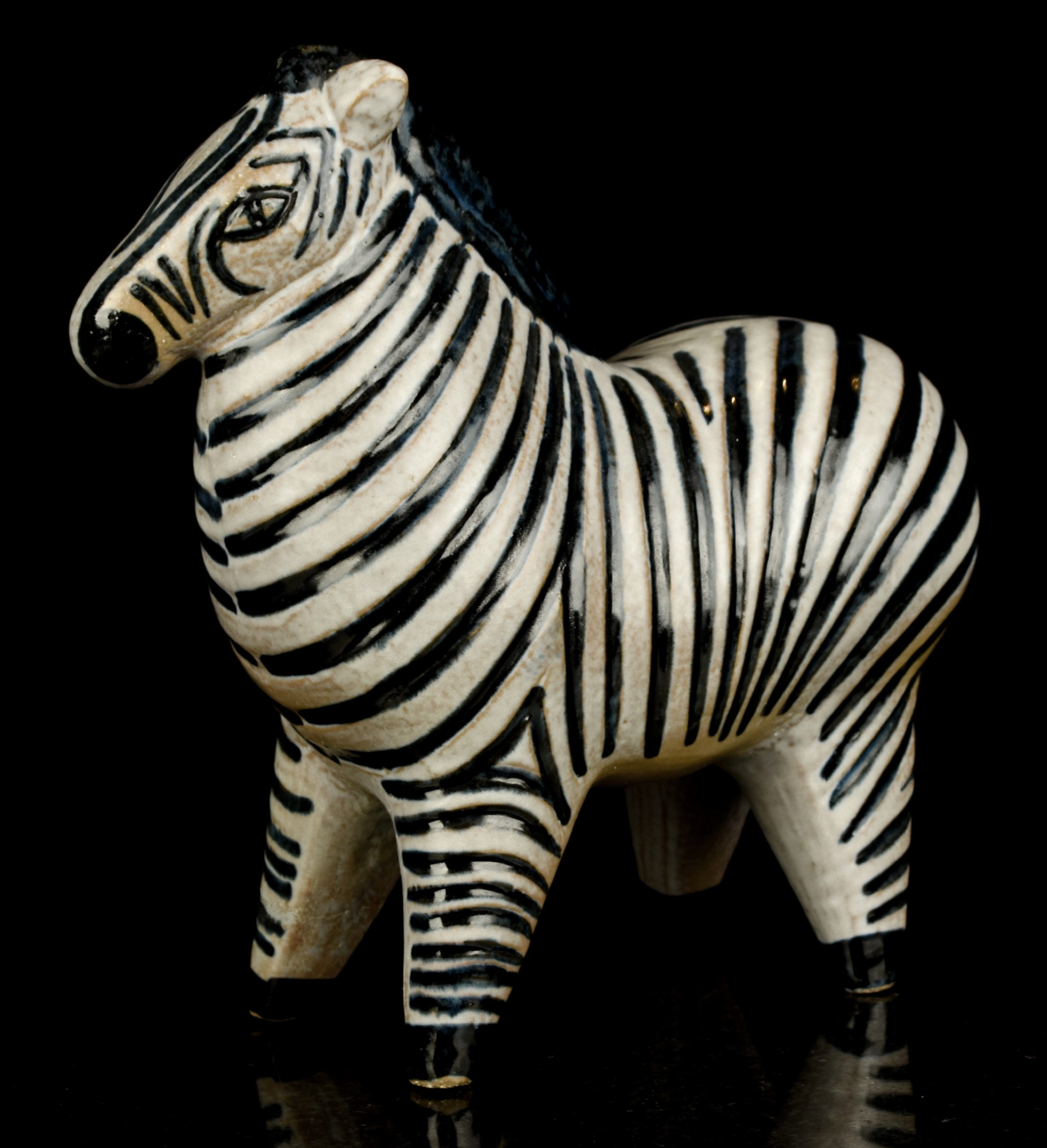 LISA LARSON. "Zebra", ur serien "Stora Zoo", Gustavsberg.