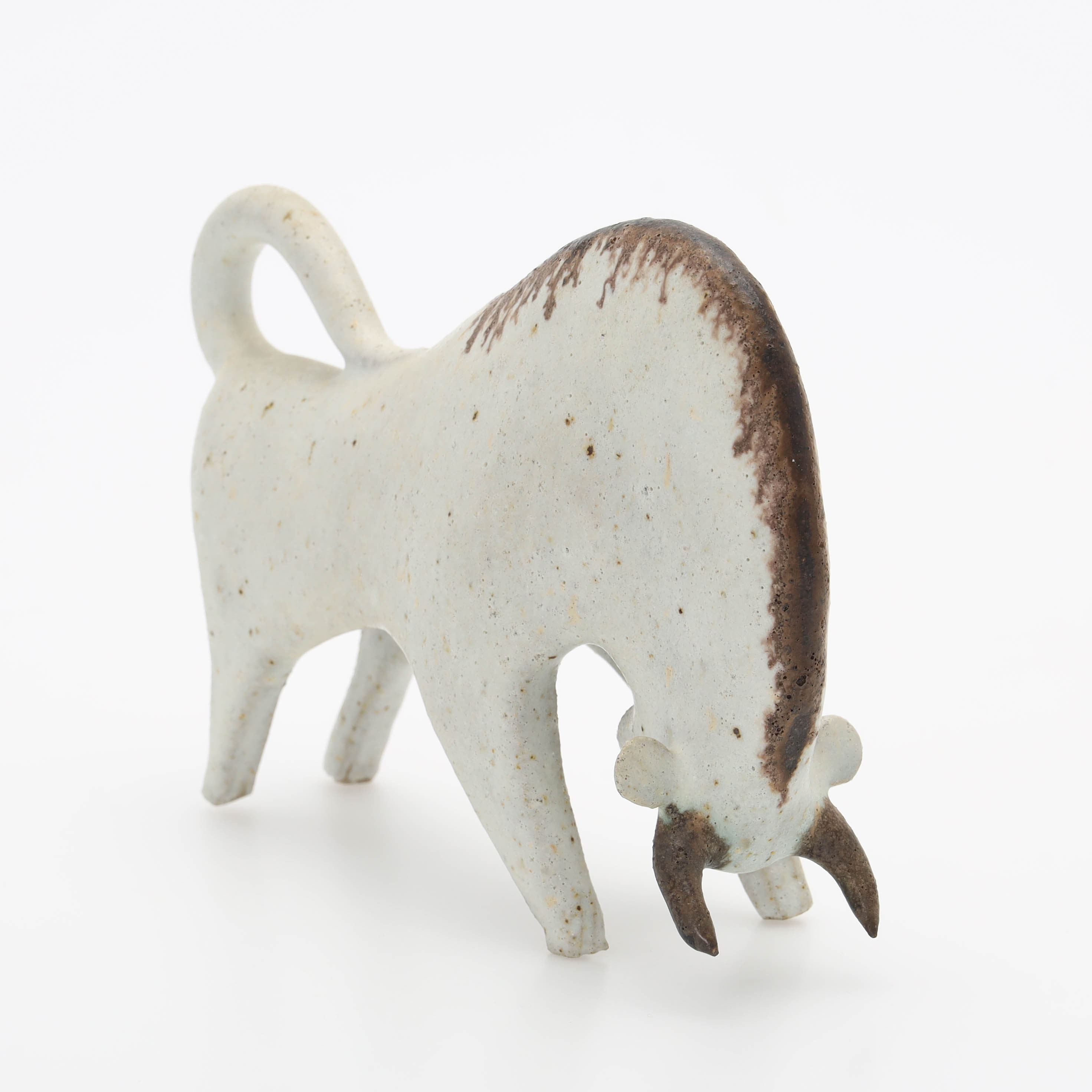 BRUNO GAMBONE. Skulptur, keramik, tjur, signerad, Italien, 1970-tal.