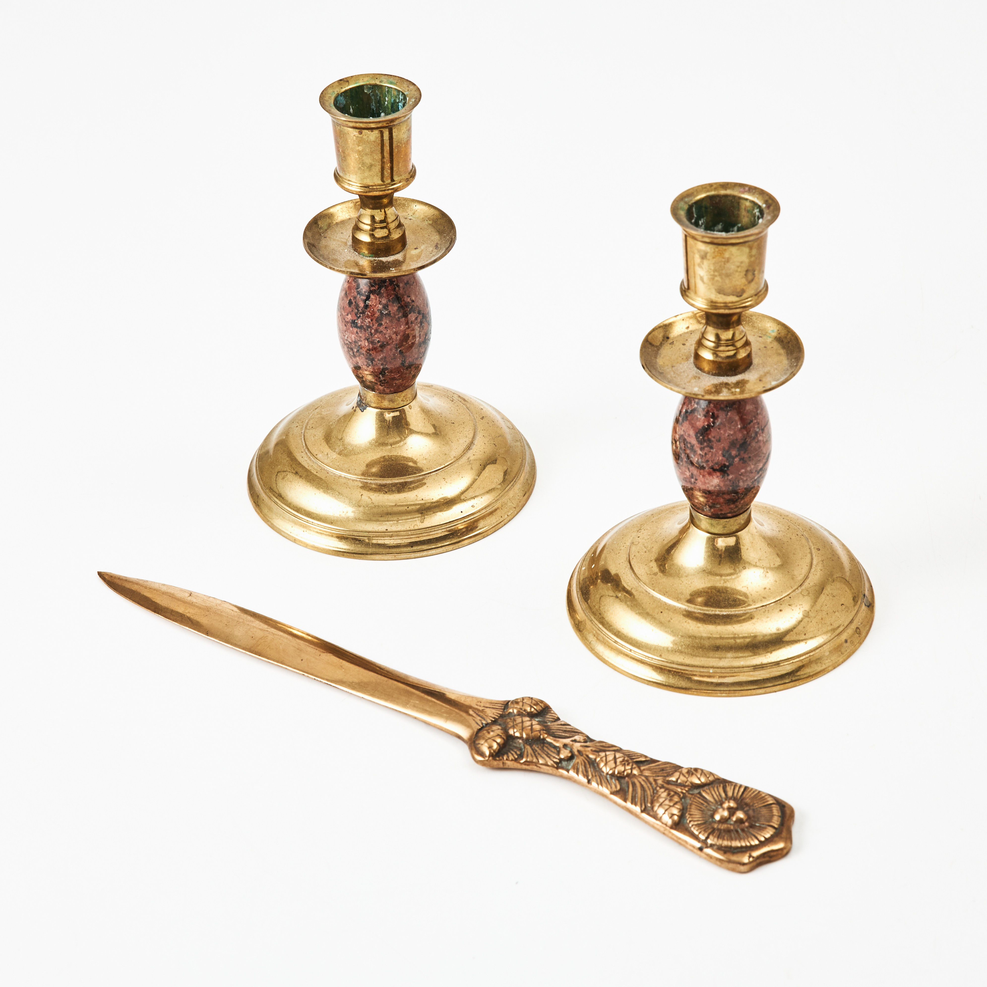 SKULTUNA BRUK, brevkniv, jugend, Carl Hjalmar Norrström ljusstakar, "Margareta", 1 par, 1997, mässing.