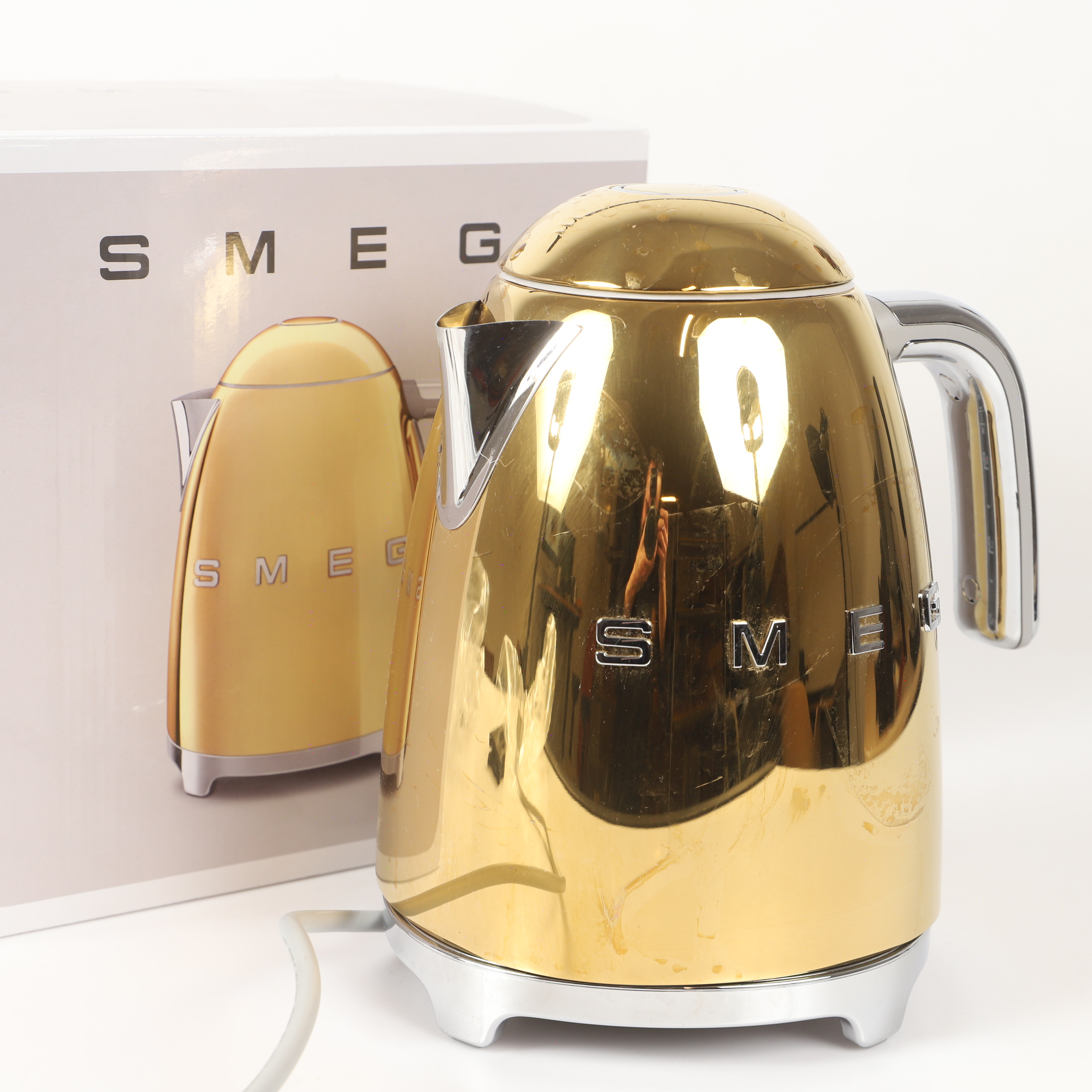 SMEG. Vattenkokare, förgylld, Italien 2000-tal.