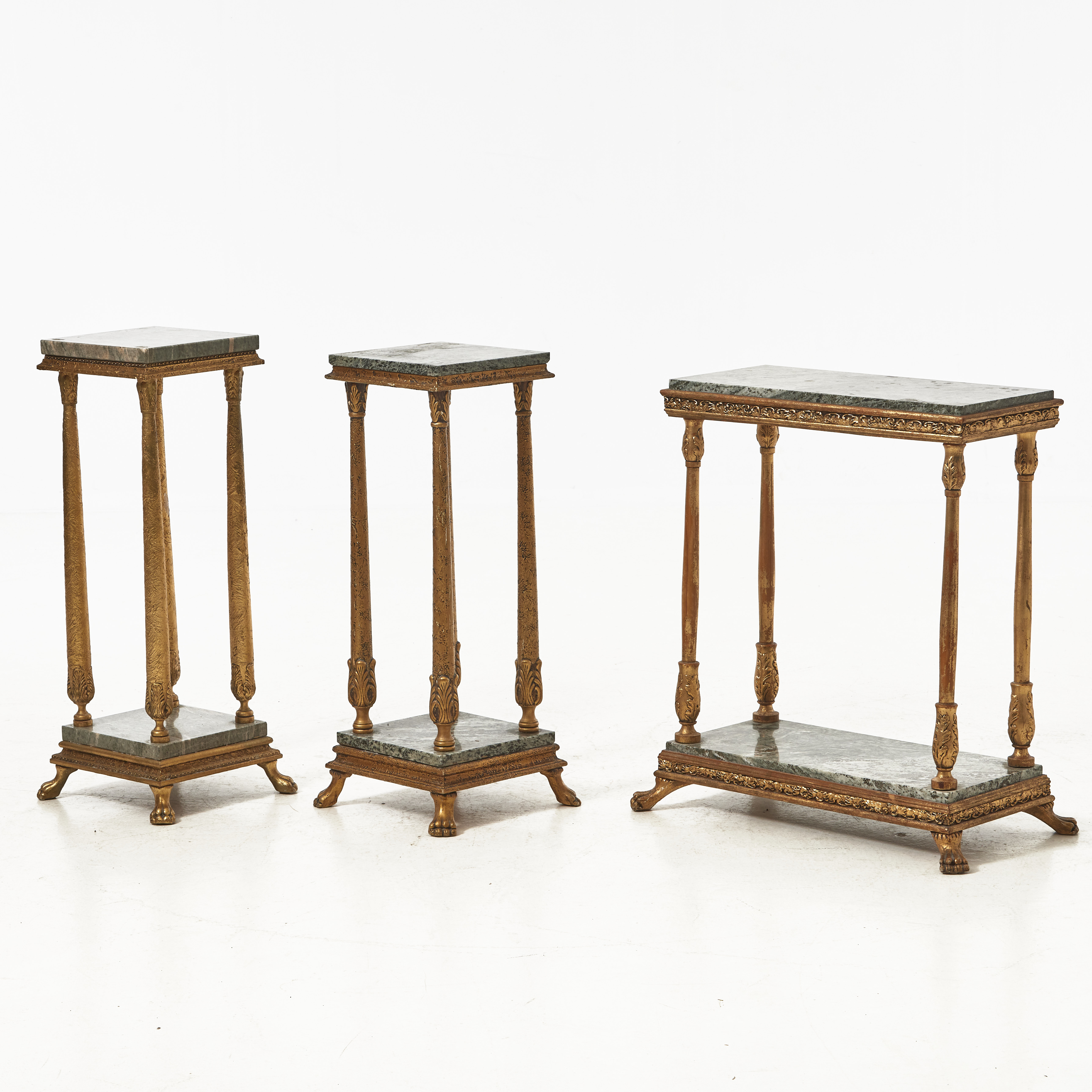 PIEDESTALLER, 3 st., 1900-talets andra hälft, förgyllda stommar, dekor i pastellage, med skivor i kolmårdsmarmor.