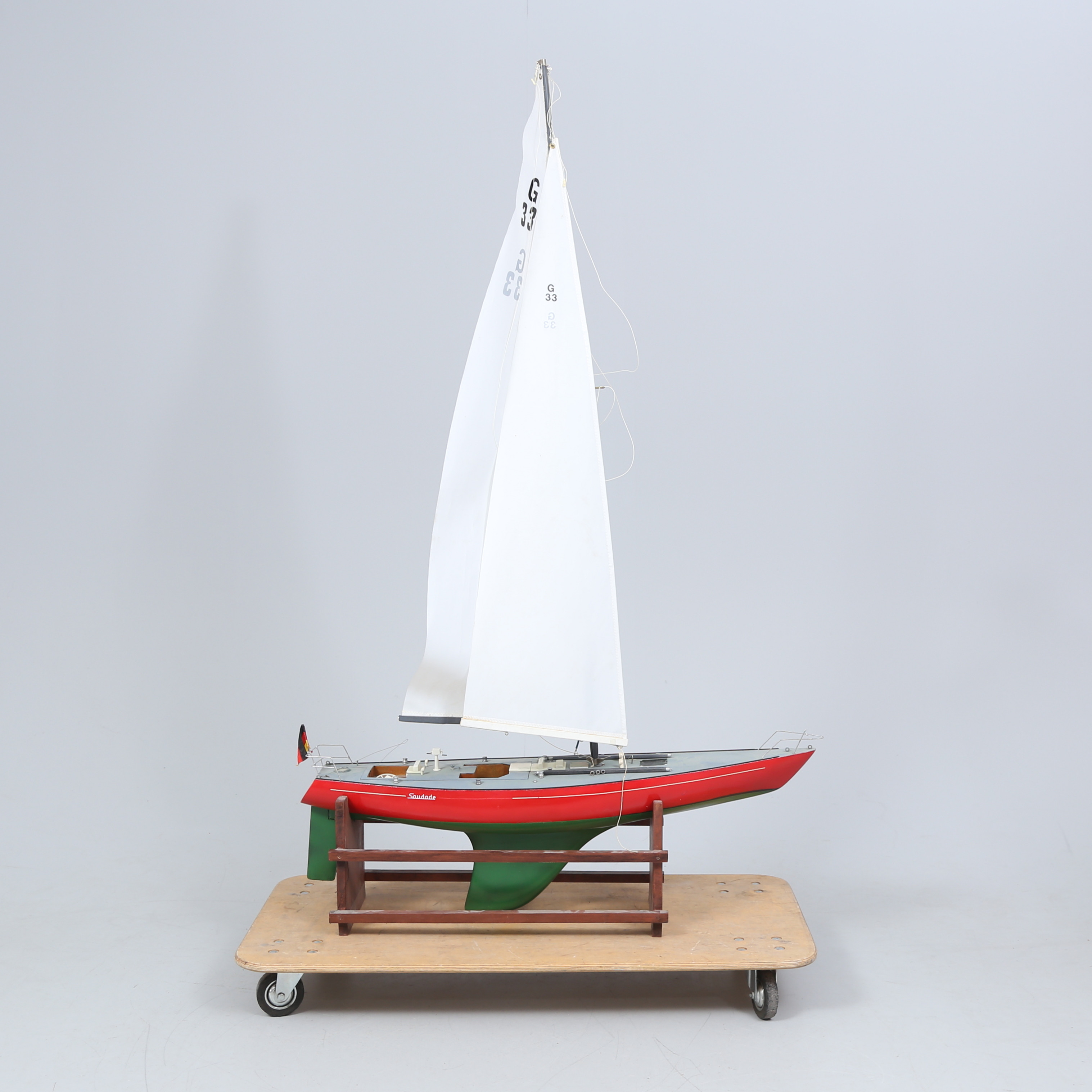 MODELLBÅT, större modell, Saudade, Hamburg, 1900-tal.