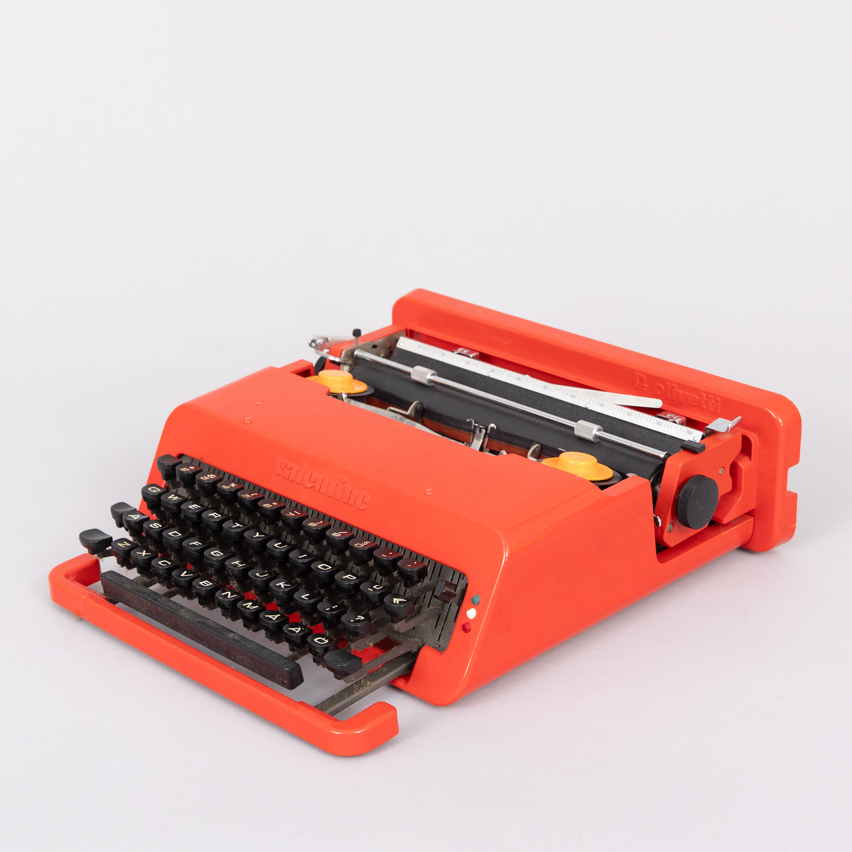 SKRIVMASKIN, 'Valentine', Ettore Sottsass och Perry A. King för Olivetti, Italien, 1960/70-tal.