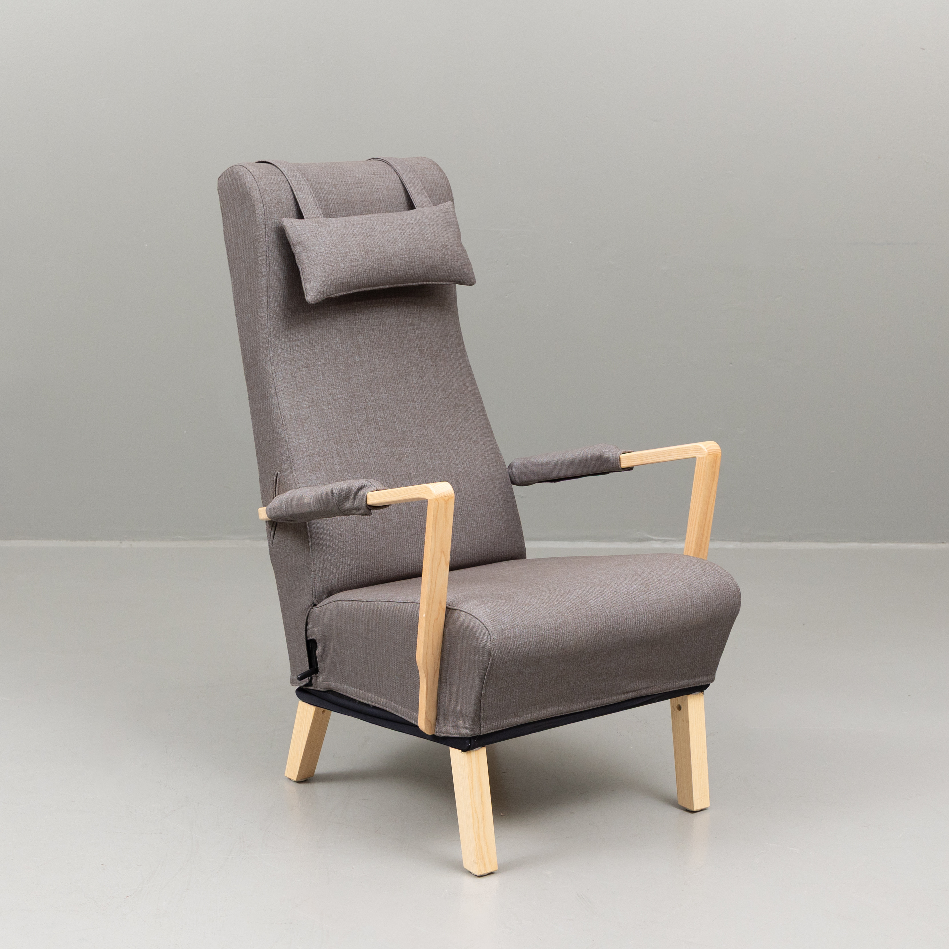 FÅTÖLJ, "Seat up", tillverkad av O.H. Sjögren, brickmärkt.