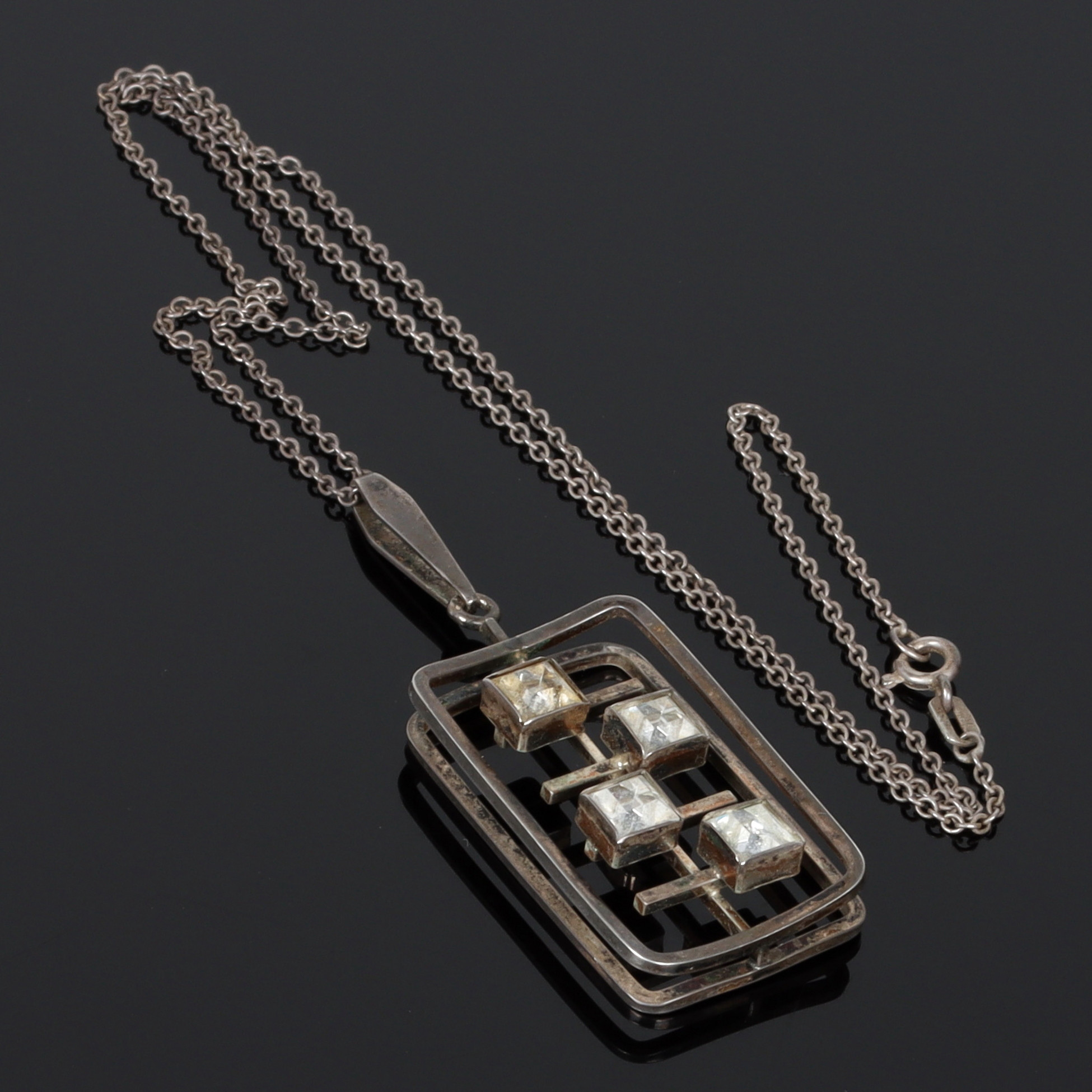 HÄNGE med kedja, silver & bergkristaller, Kordes & Lichtenfels, Tyskland.