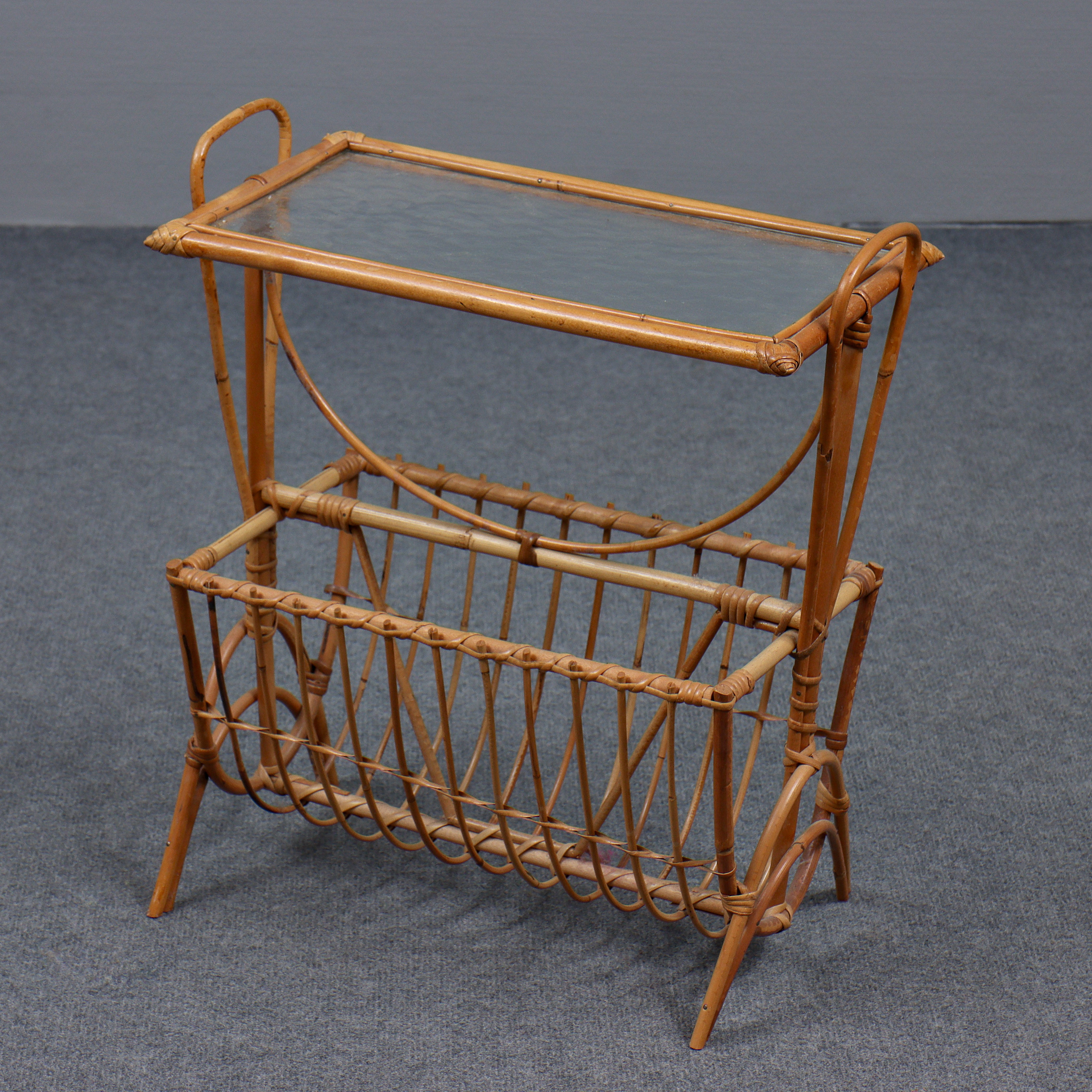 TIDNINGSSTÄLL, ROTTING, GLAS, 1900-TAL.