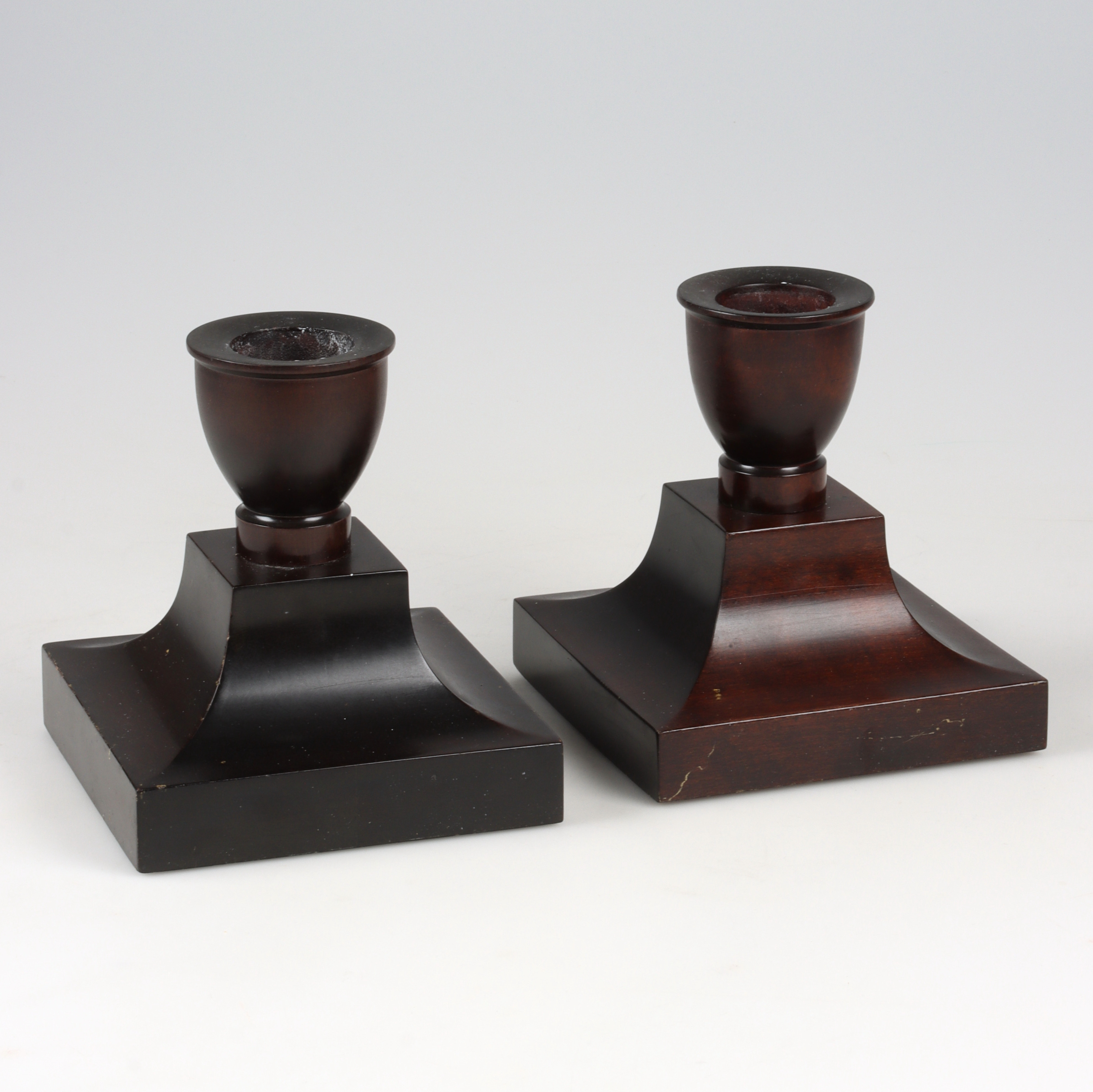 CARL MALMSTEN. Ljusstakar, ett par, trä, "Liljeholmens ljusstake nr 5. 1900-tal.