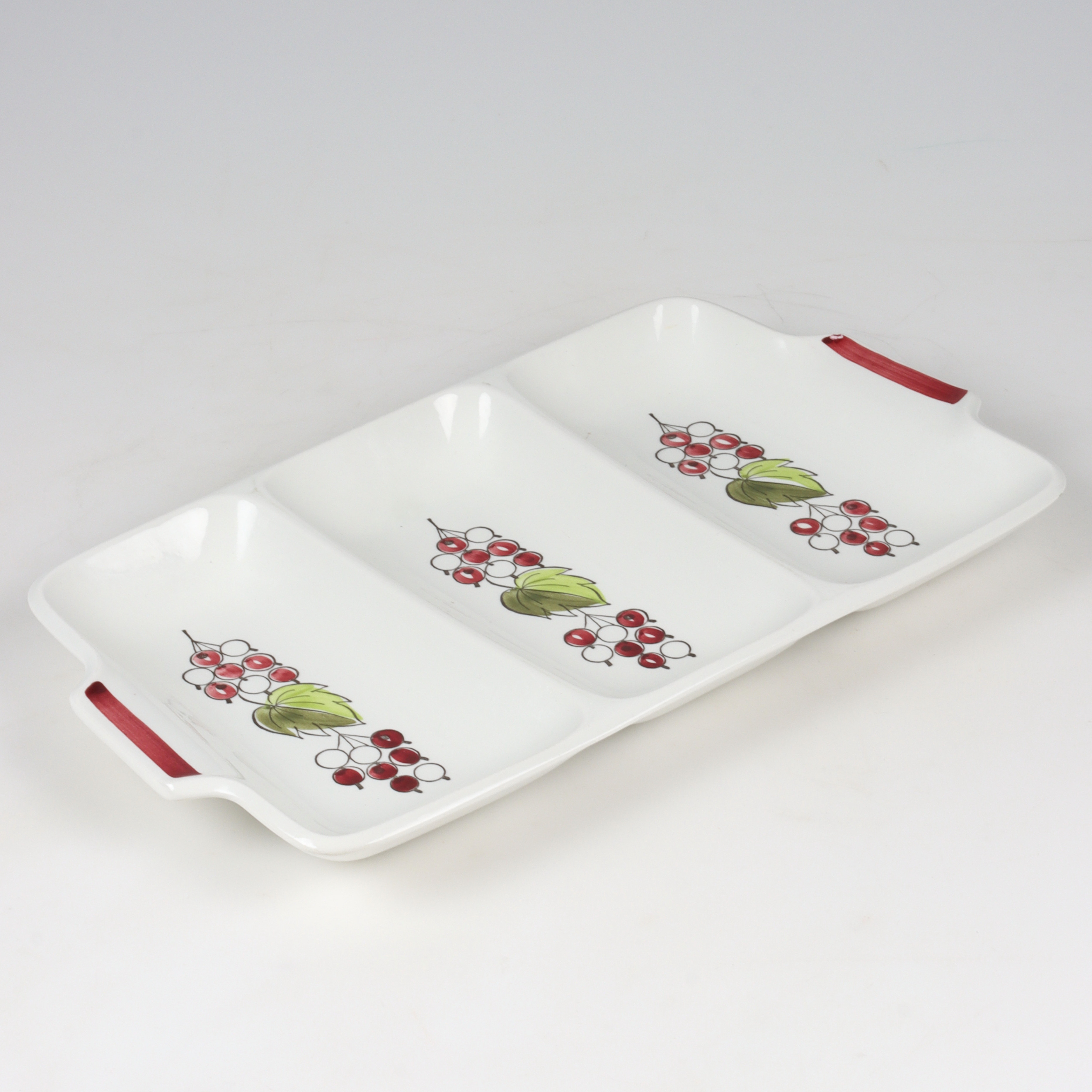 UPPLÄGGNINGSFAT, porslin, "Druva", Rörstrand. 1960-tal.