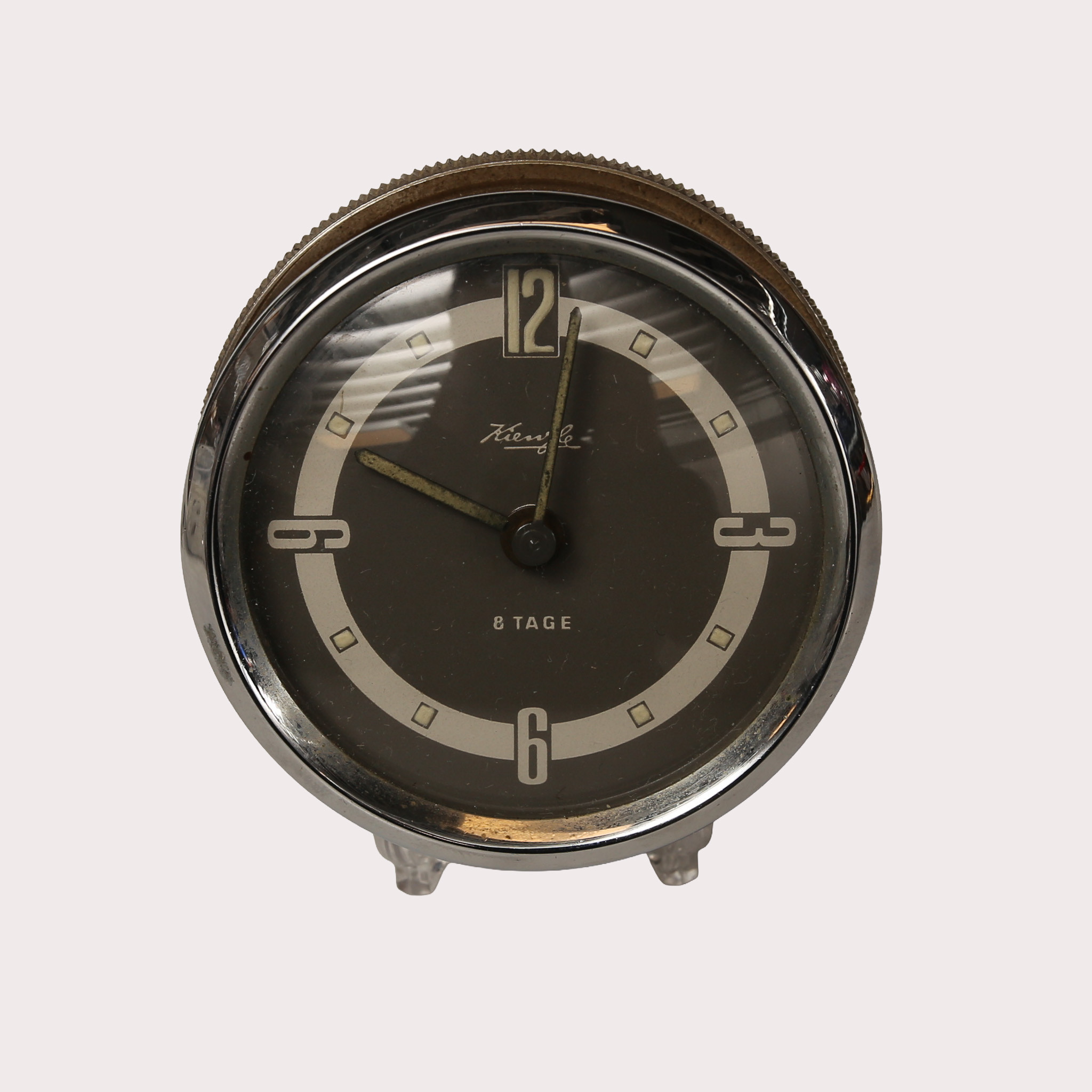 FORDONSUR, KIENZLE, metall, åttadagarsverk, 1900-talets tredje fjärdedel.