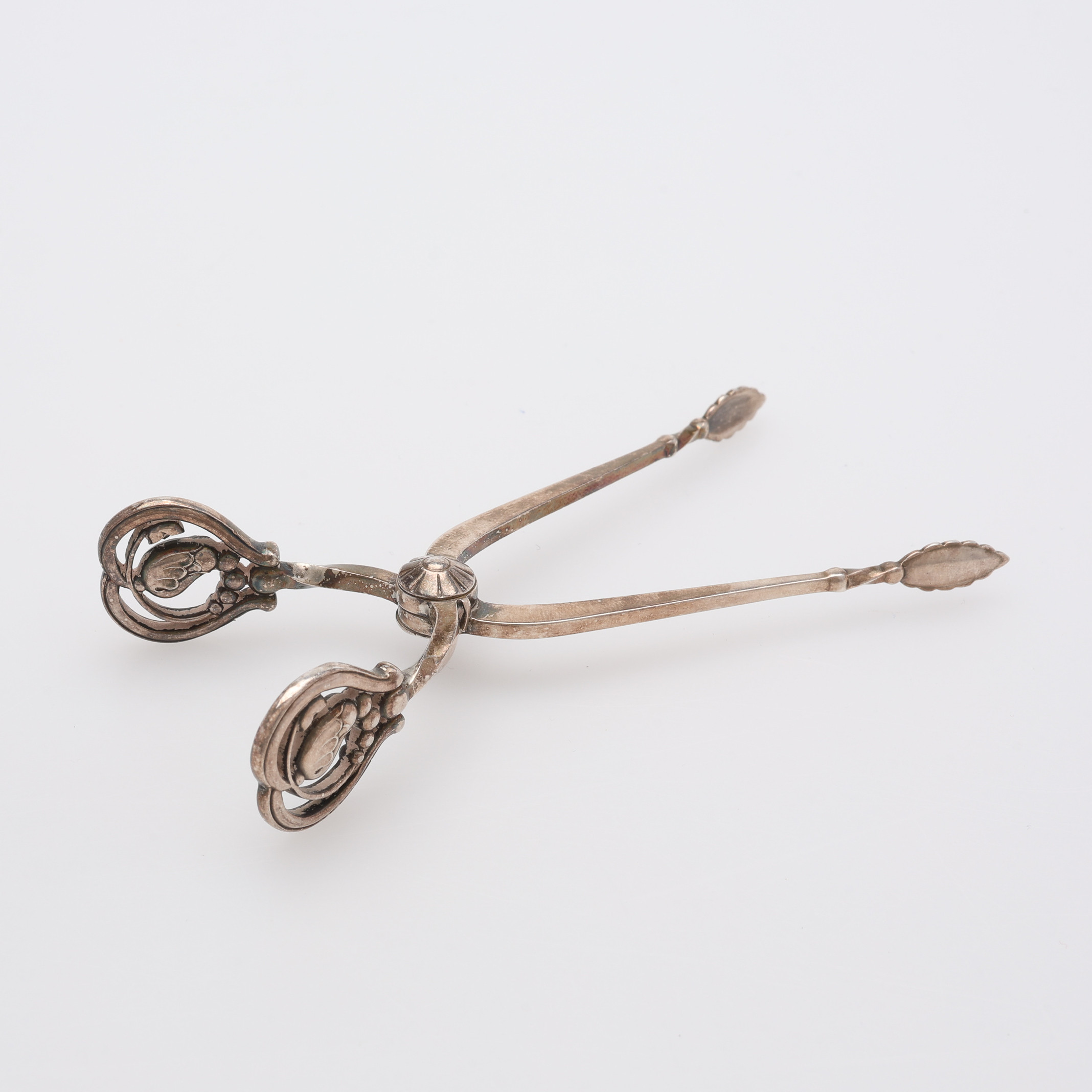 SOCKERTÅNG, STERLINGSILVER, "MAGNOLIA", GEORG JENSEN, DANMARK.