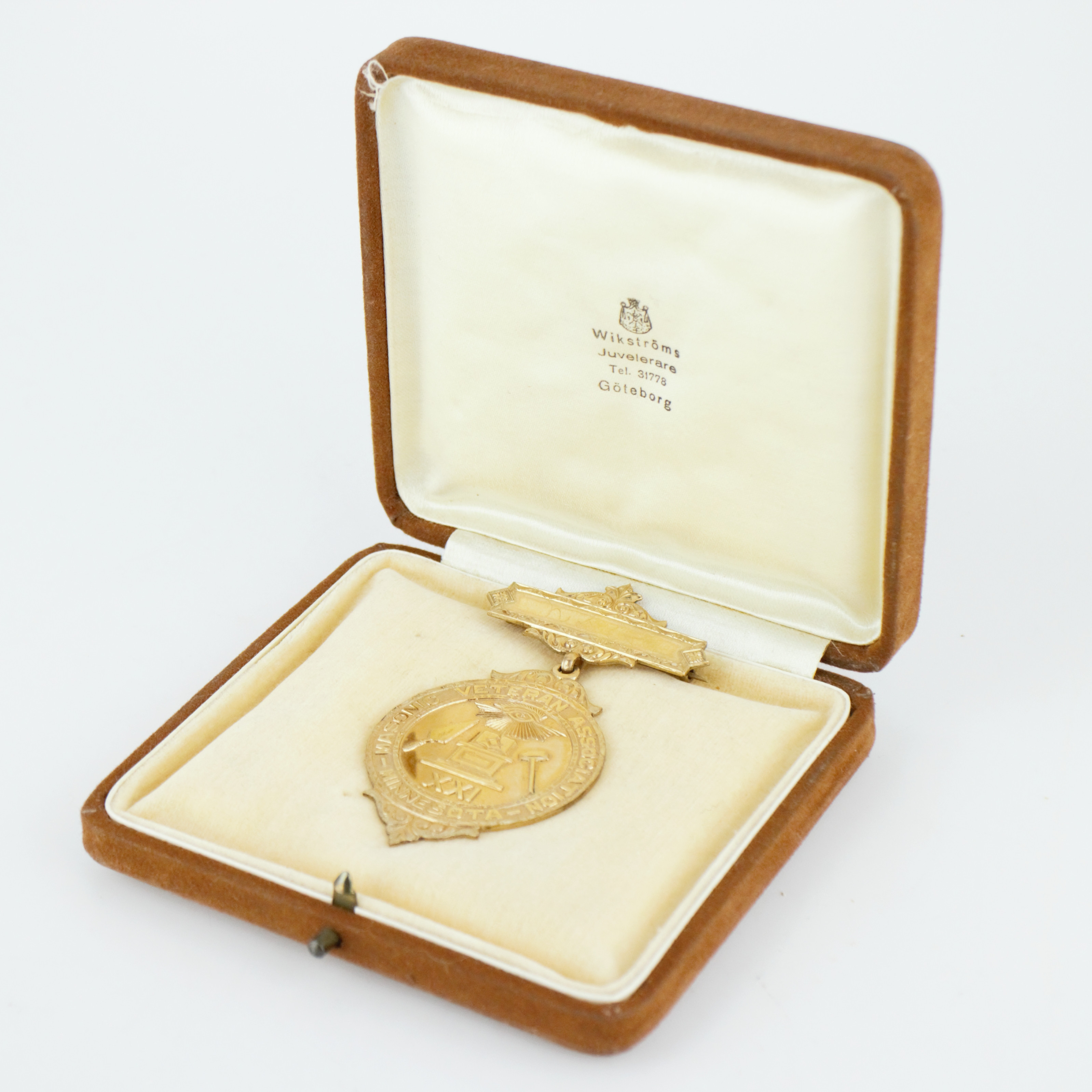 FRIMURAREMEDALJ, "Masonic Veteran Association" Minnesota USA, möjligen 1921, förgylld metall.