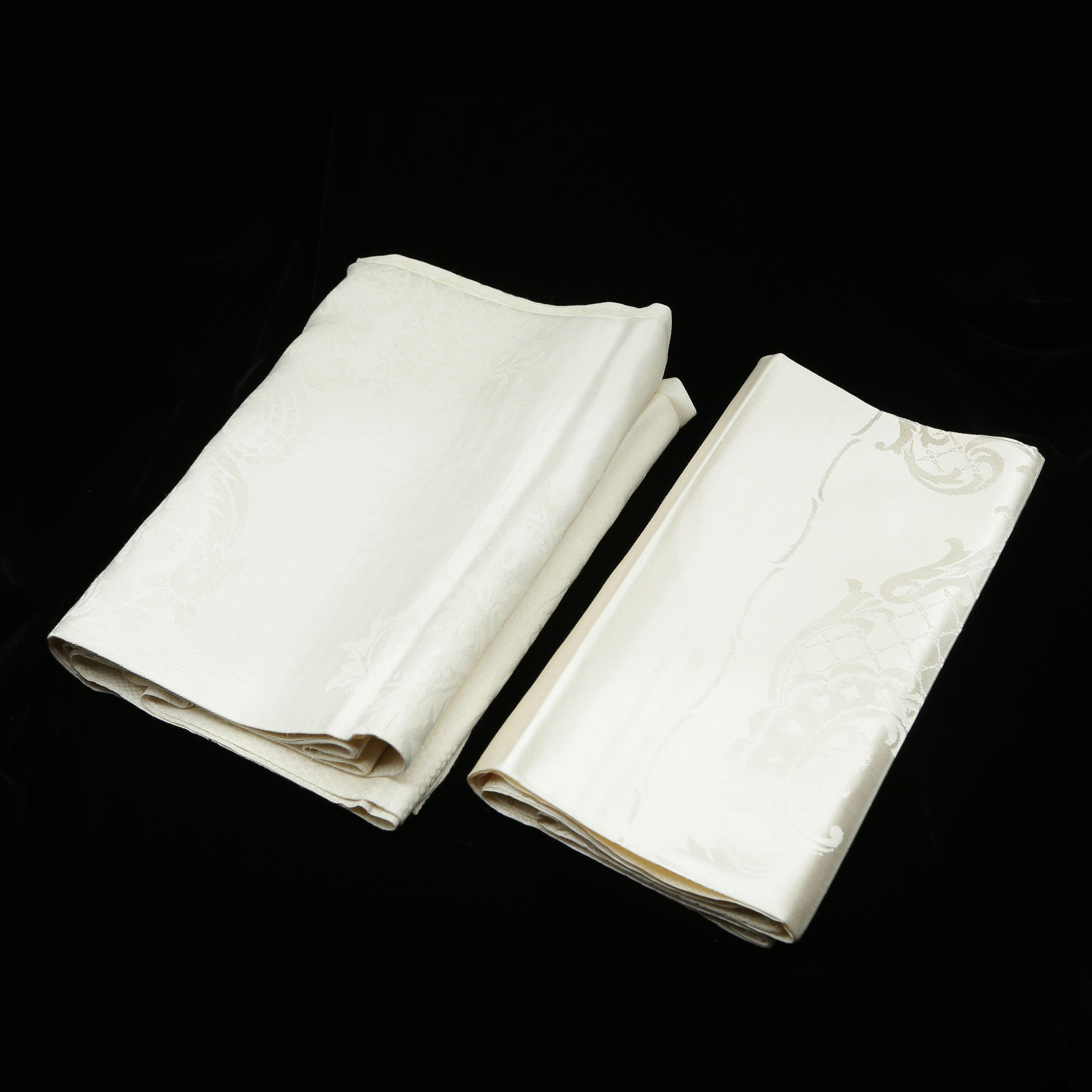 PARET DUKAR I LINNE, DAMAST, 1900-TAL.