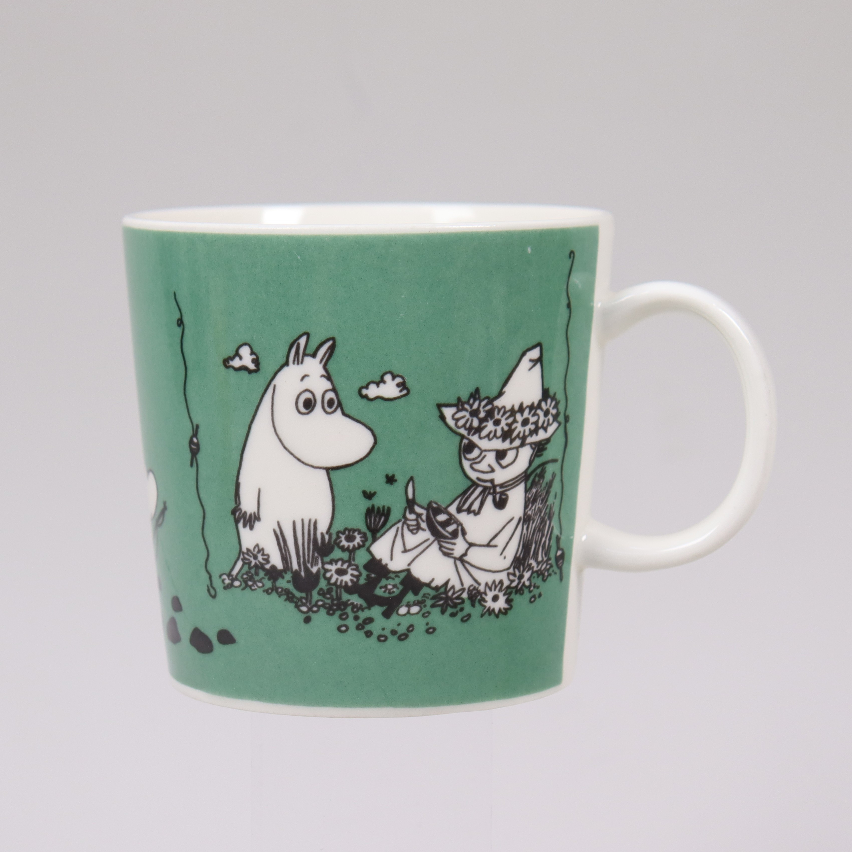 MUMINMUGG, "Mugg mörkgrön, Mumintrollet", Arabia, 1991-1996.