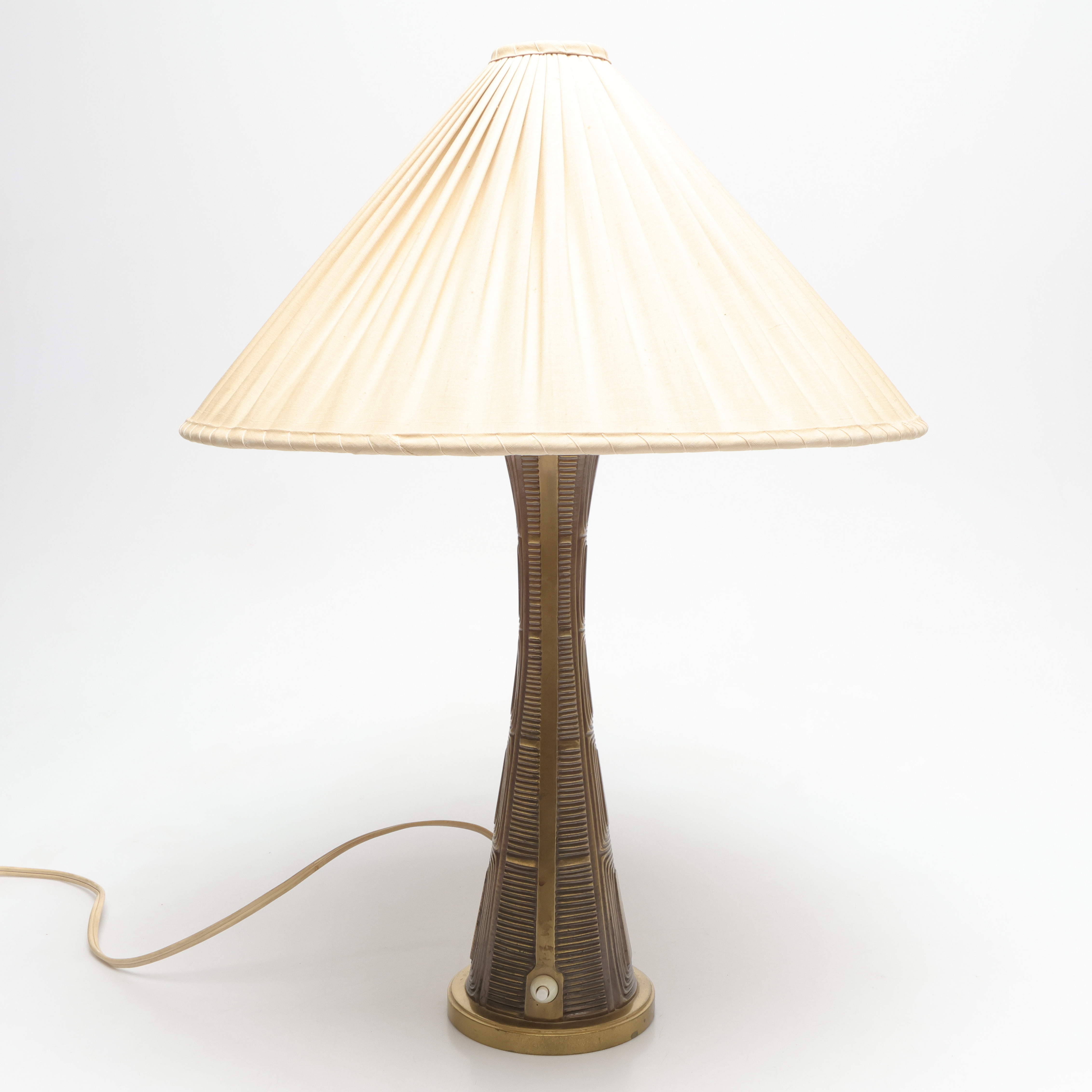 BORDSLAMPA, mässing, modell A 6402, semkomärkning E 1140, Asea, 1950-tal.