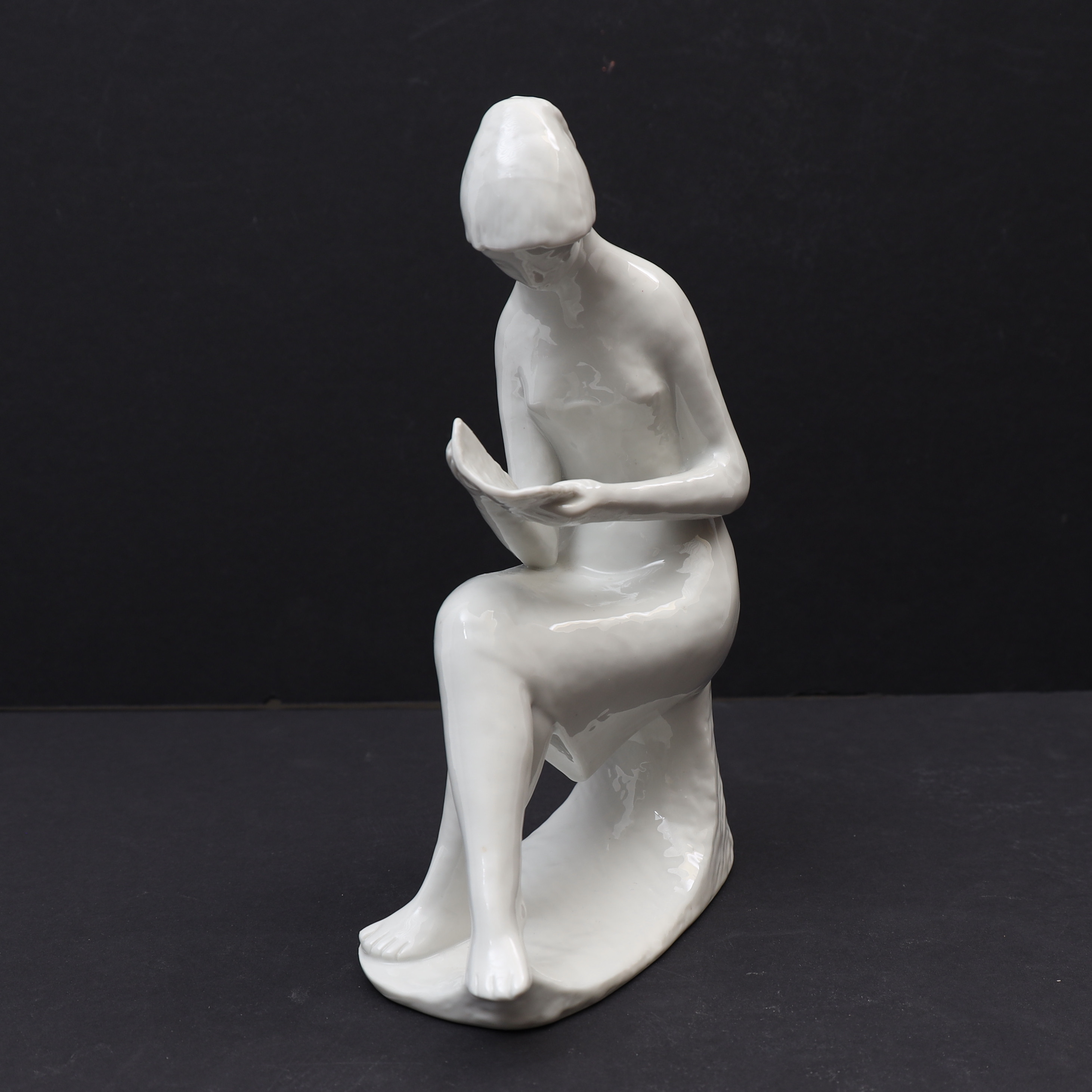 SKULPTUR, Wallendorf, Tyskland, vitglaserad.