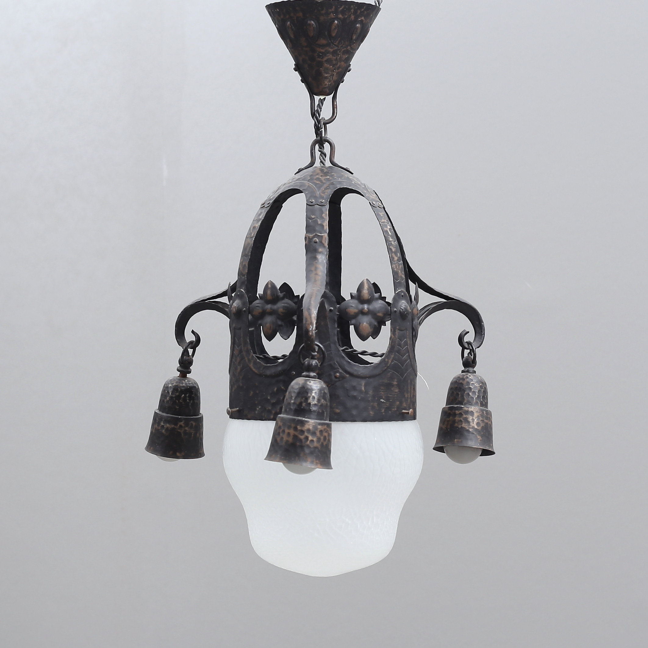 TAKLAMPA, jugend, metall/frostat glas, tidigt 1900-tal.