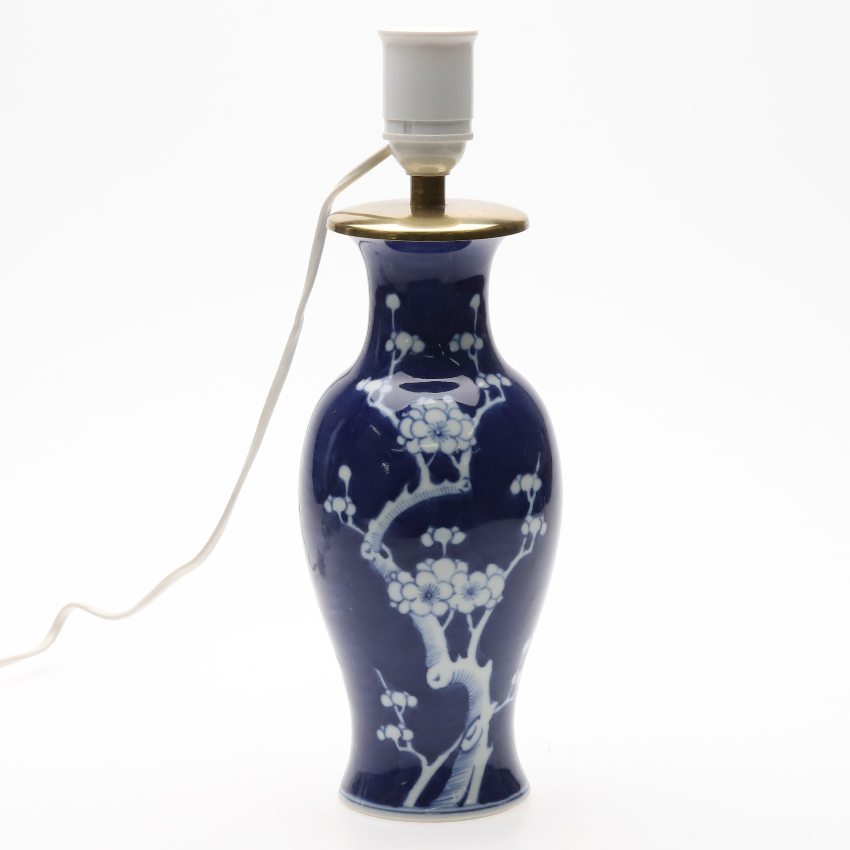 Bordslampa, kinesiskt porslin, 1900-tal.