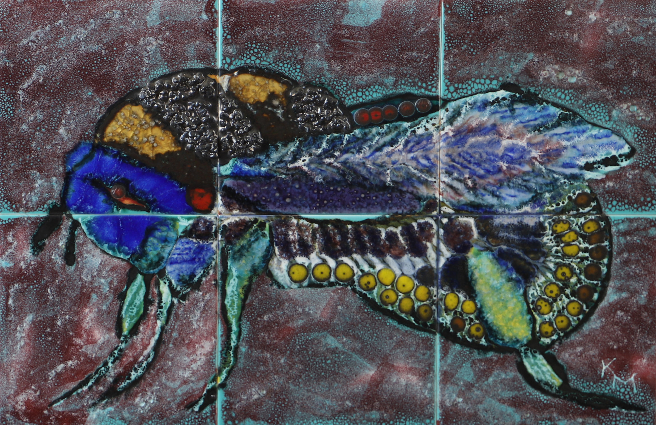 KNUD MICHEL. Väggrelief, insekt, handmålad och glaserad keramik, monogramsignerad, a tergo signerad K. Michel -67.