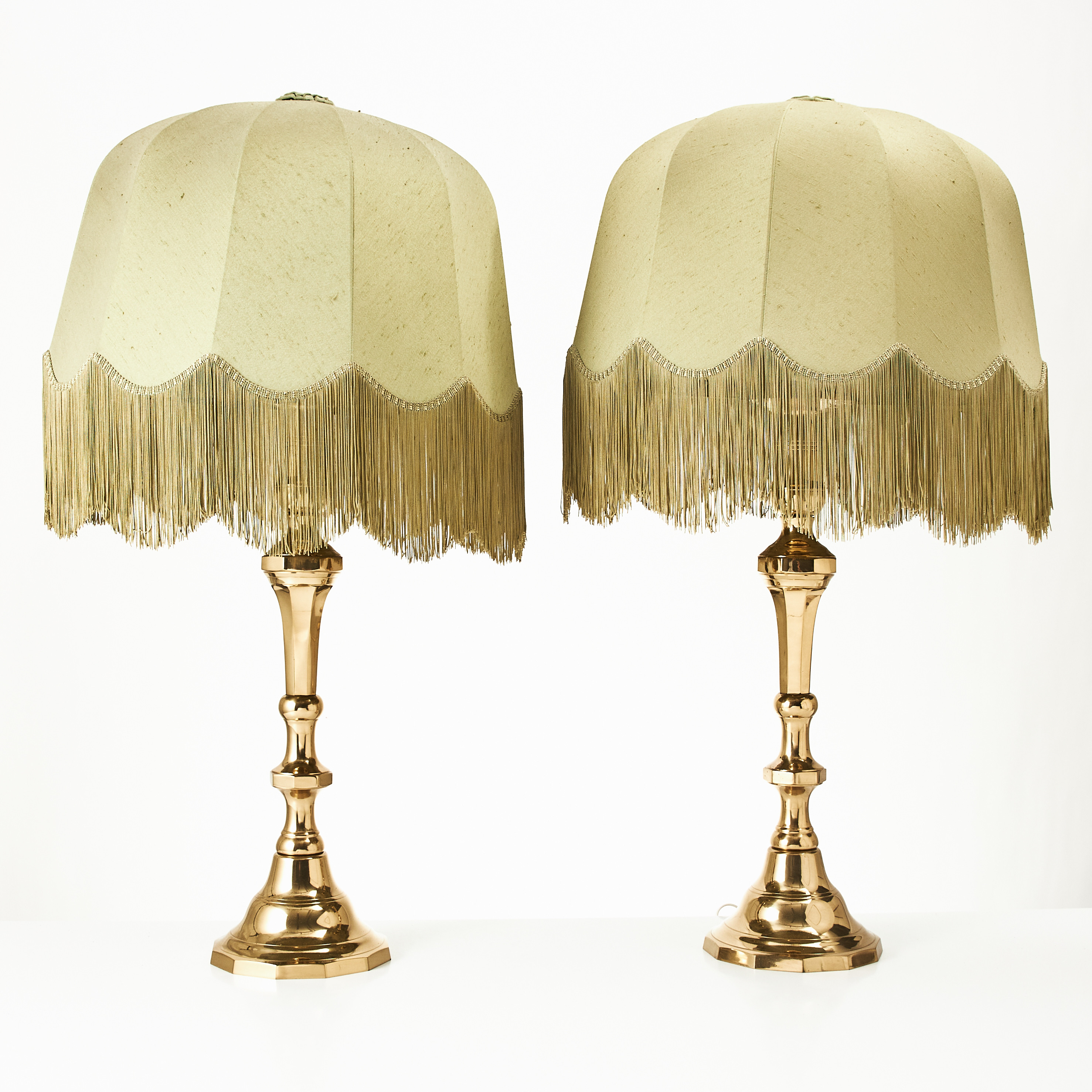 BORDSLAMPOR, 1 par, AB Armaturhantverk Göteborg, 1900-talets senare del.