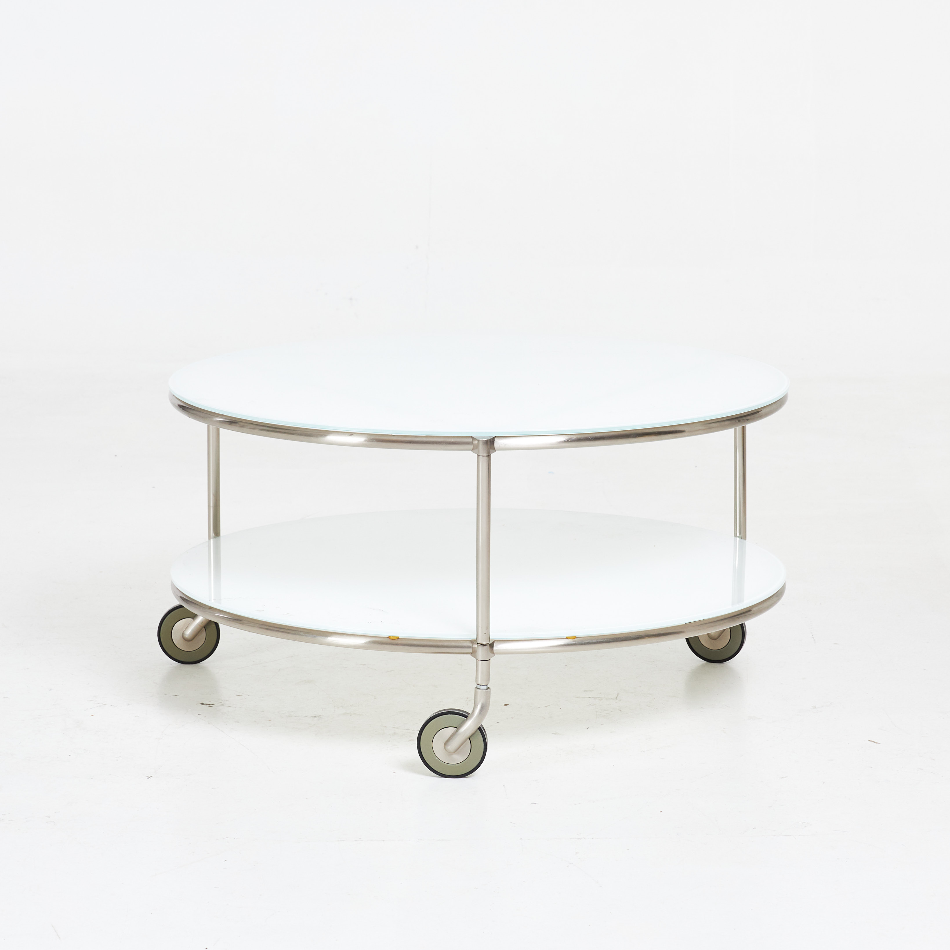 SOFFBORD, "Strind", stomme i metall, med glasskivor, på hjul, märkt ogTM, Italien, för IKEA, 1900-talets senare hälft.