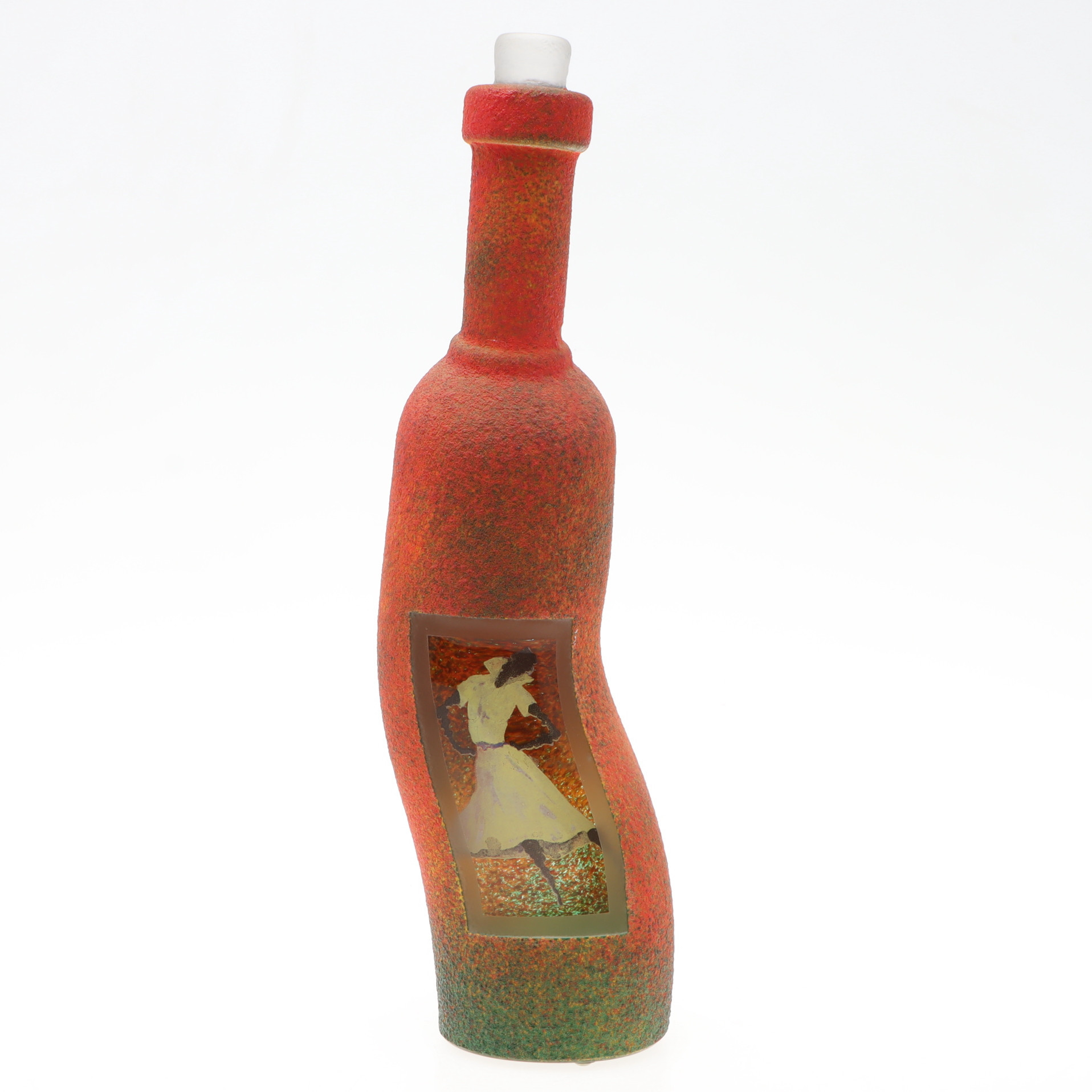 KJELL ENGMAN. Skulptur, svängd flaska, sandgjuten med figur inuti klarglas, Limited Edition 300, signerad, Kosta Boda.