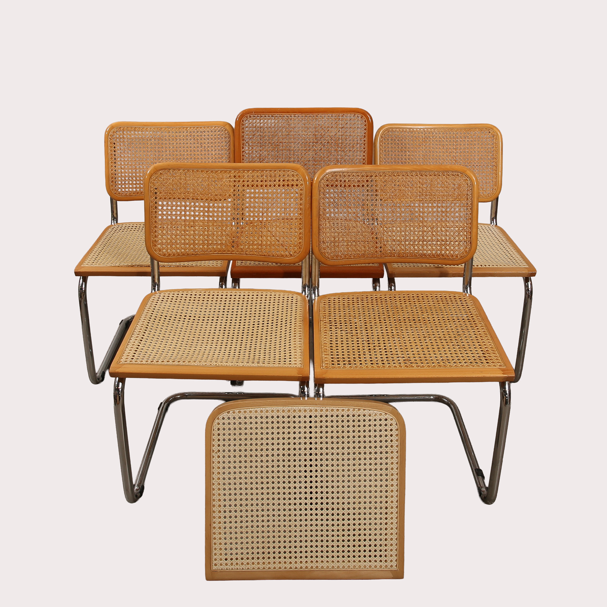 STOLAR, Trä med rottingsits, Bauhausmodell, Italien 1900-talets senare del. 5 stycken.