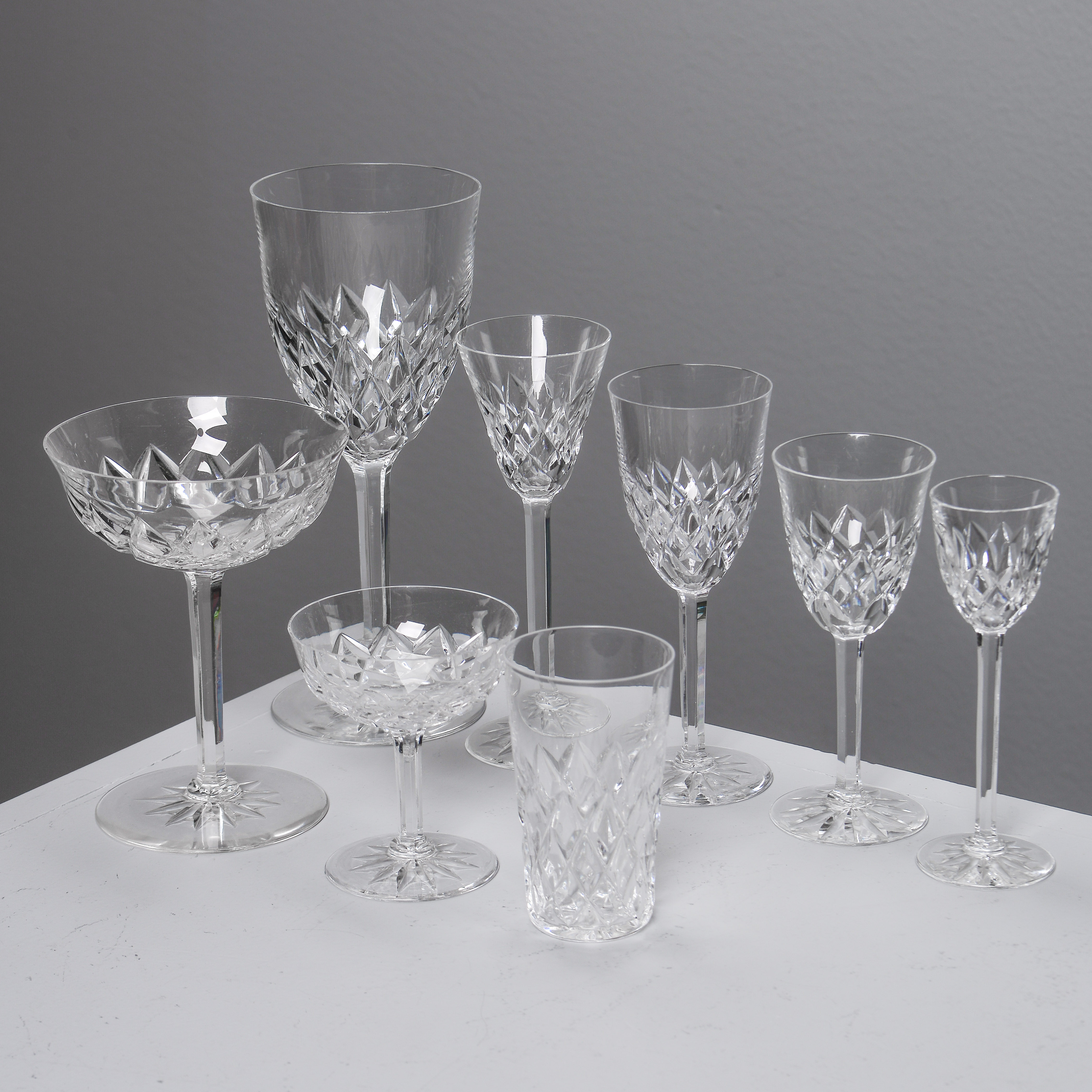 GLASSERVISDELAR, Waldersee Brilliant, Orrefors (37 delar).