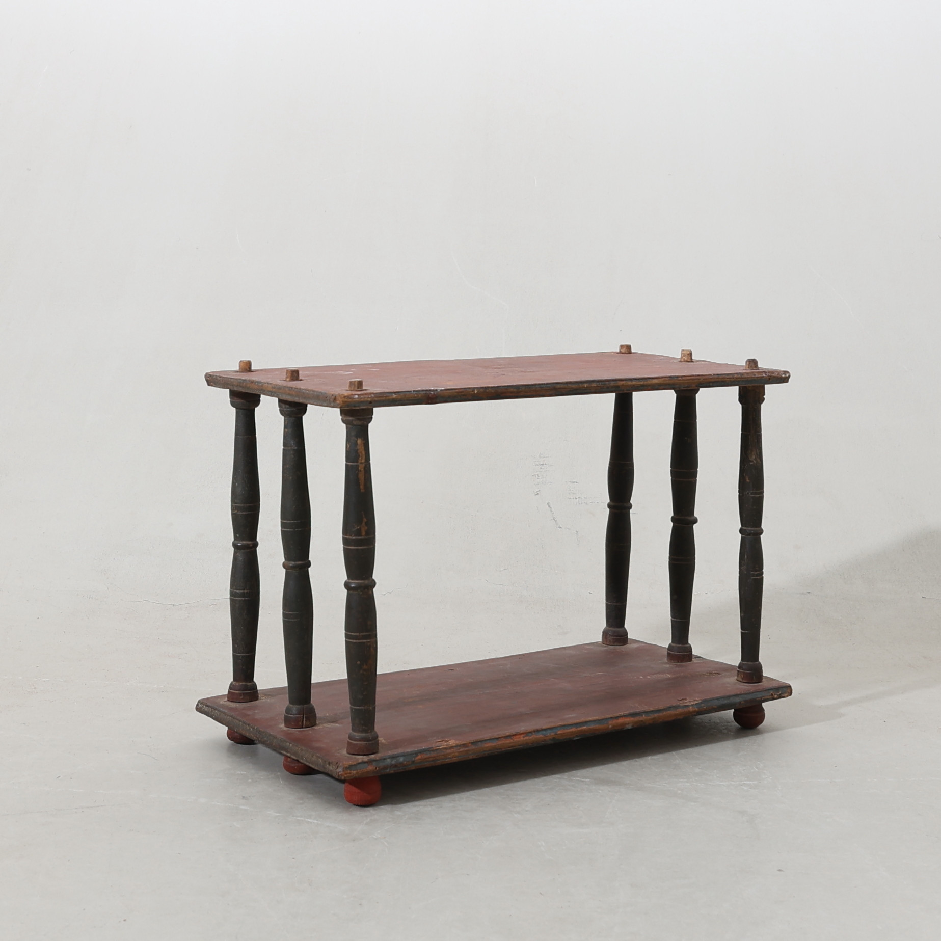 TAVLETT, bemålat trä, allmoge, 1800-tal.