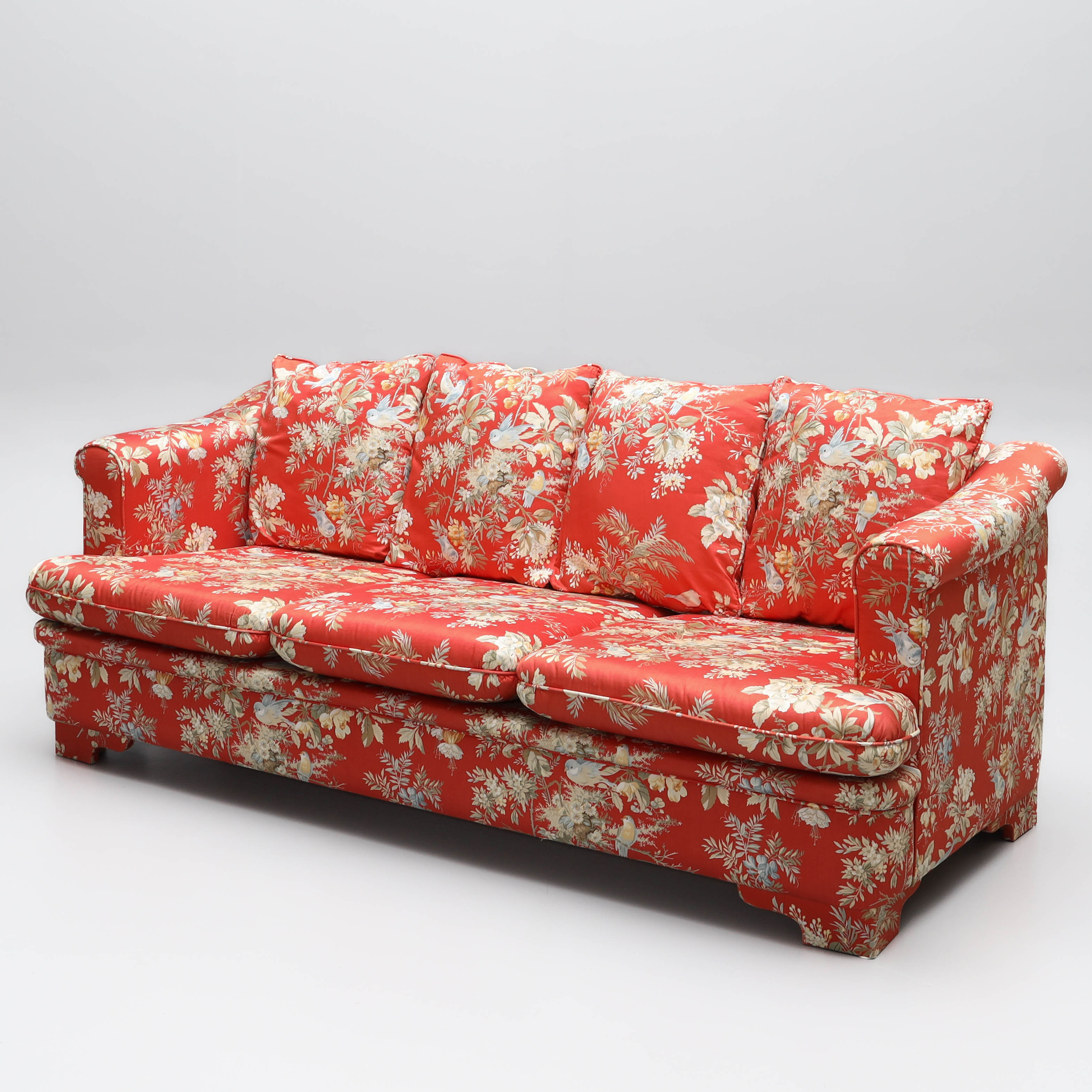 SOFFA, 3-sits, dekor av växtlighet och fåglar, lösa plymåer, 1900-tal.