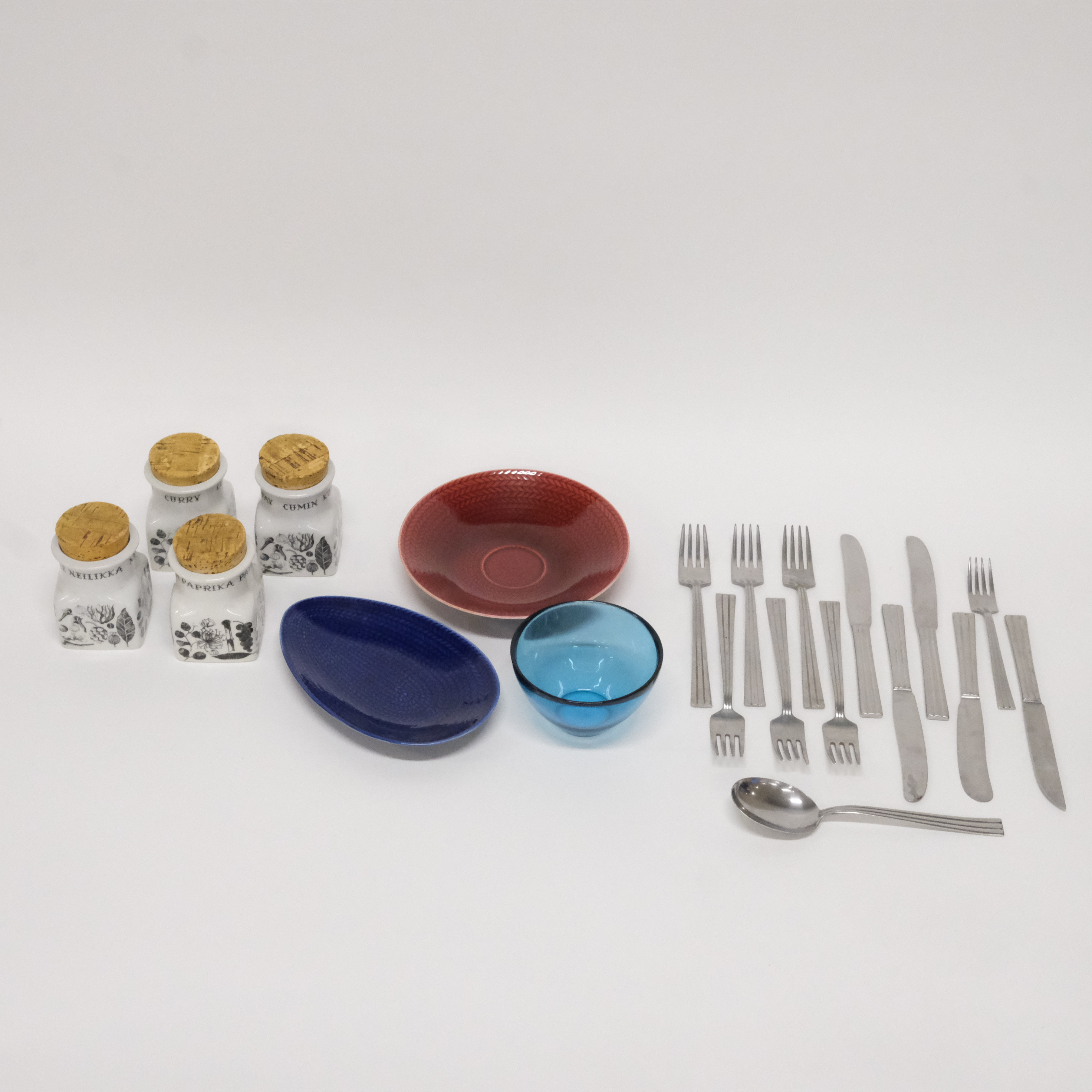 PORSLIN, B.LA ORREFORS, ARABIA, BESTICK MM.