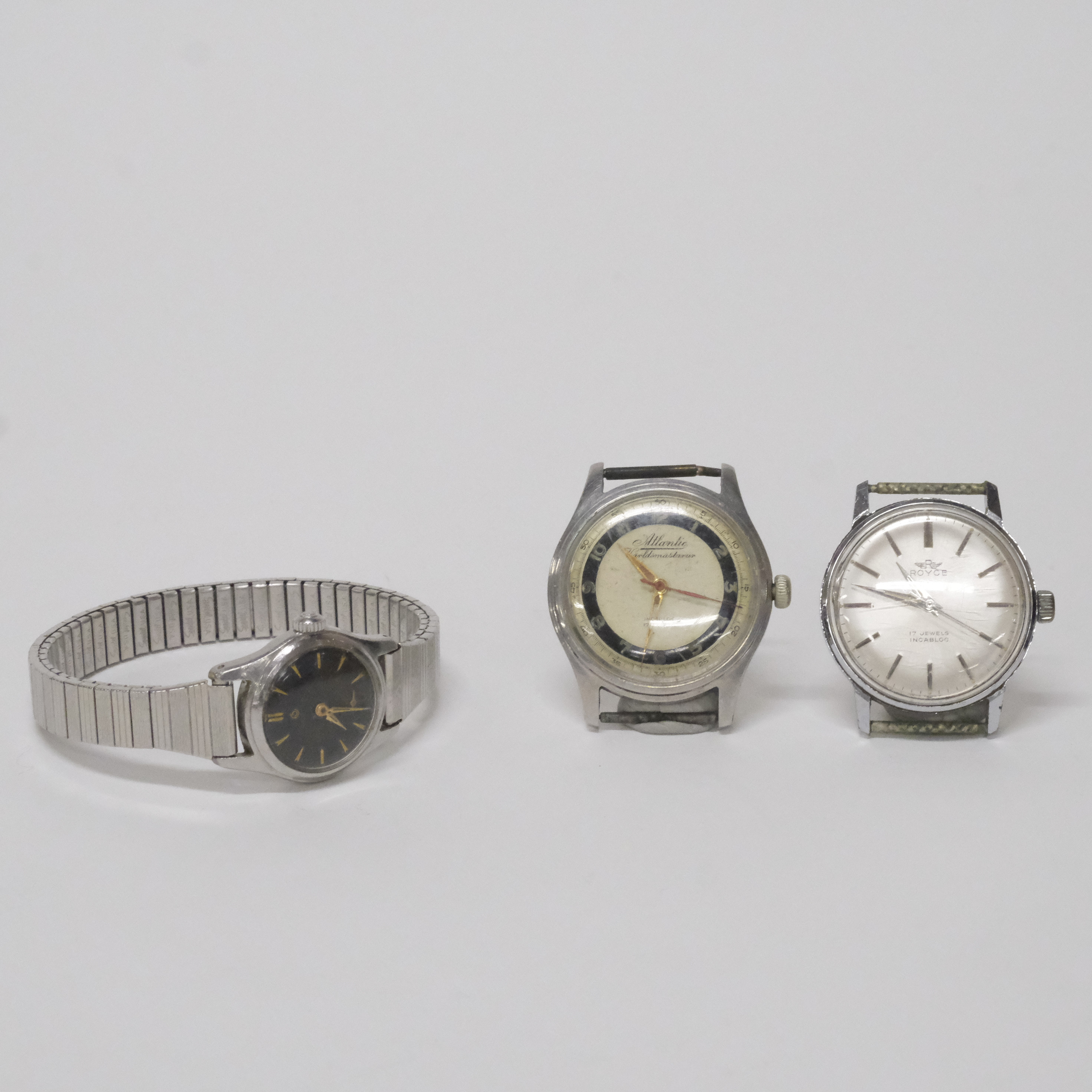 ARMBANDSUR, TRE STYCKEN, ATLANTIC, CERTINA OCH ROYCE.