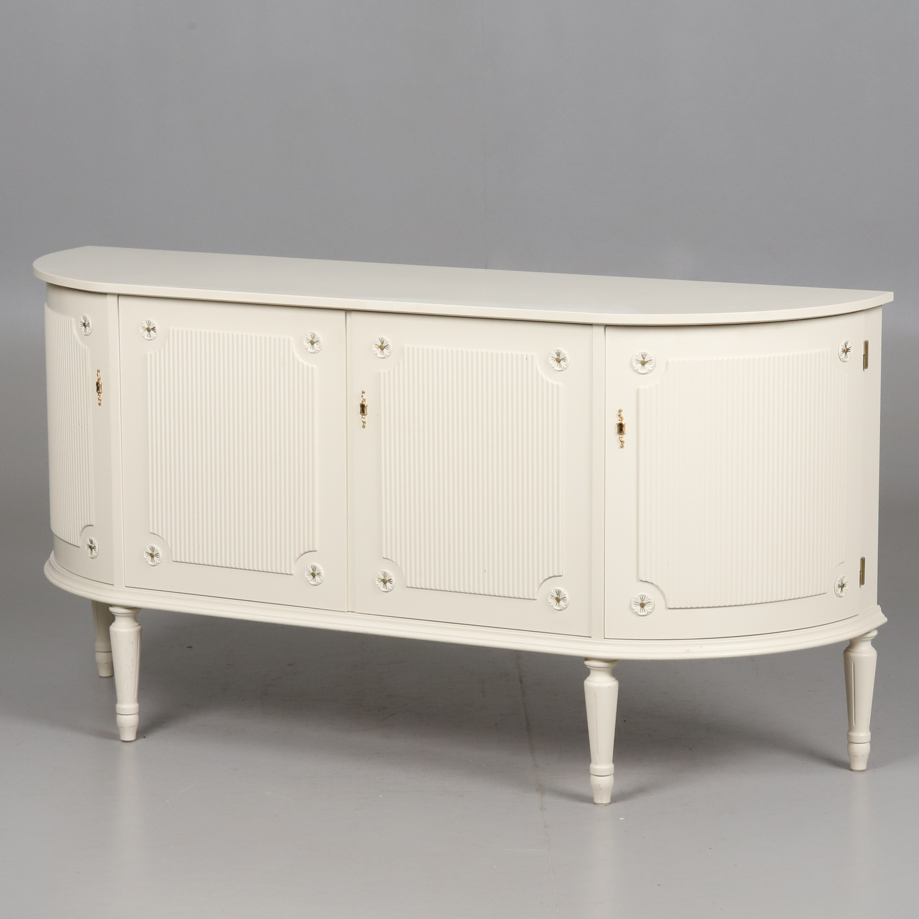 SIDEBOARD, Gustaviansk stil, 1900-talets andra hälft.