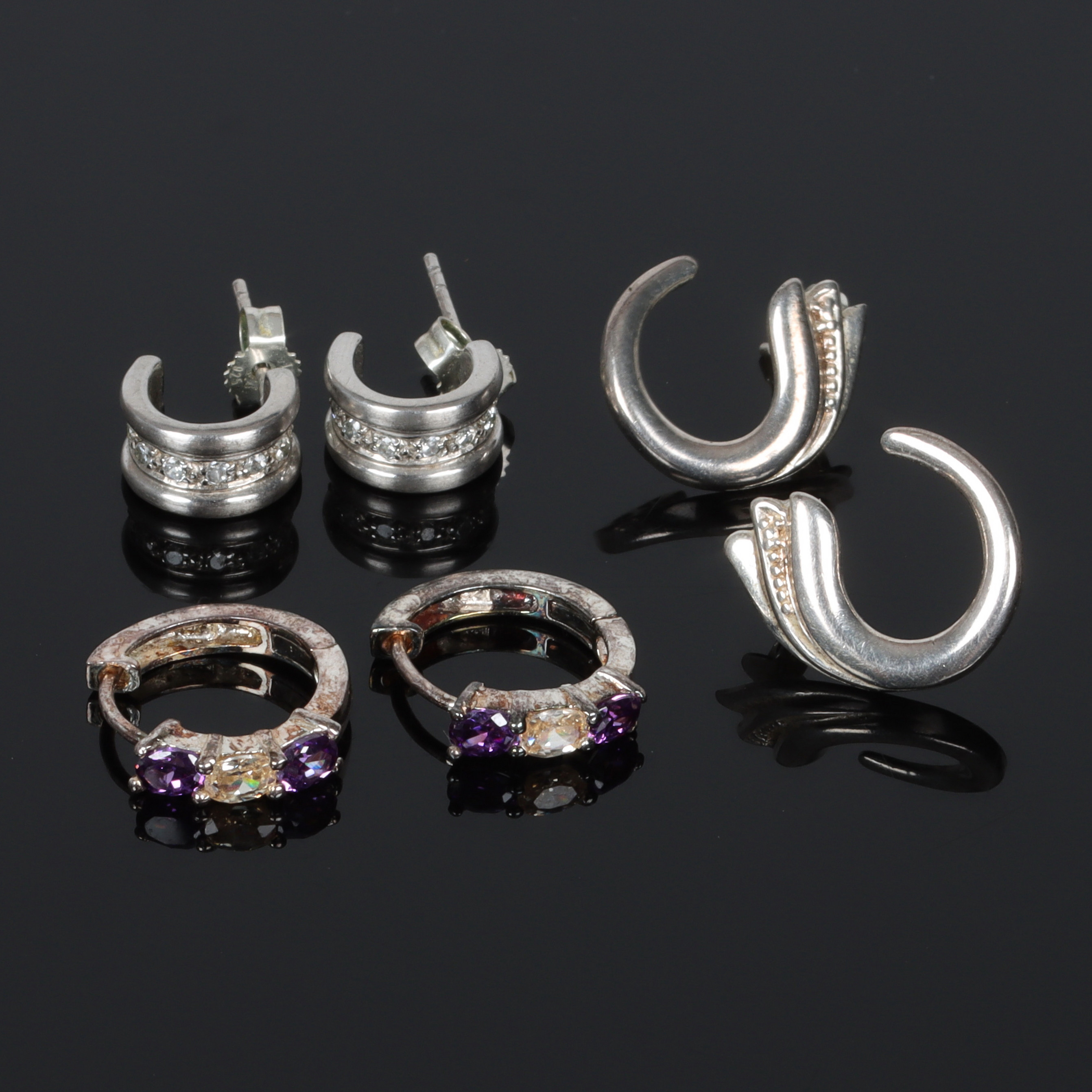 ÖRHÄNGEN, 3 par, sterlingsilver, med lila ametister och vita stenar, bland annat Handels AB IPO, Sundsvall. 1900-tal.