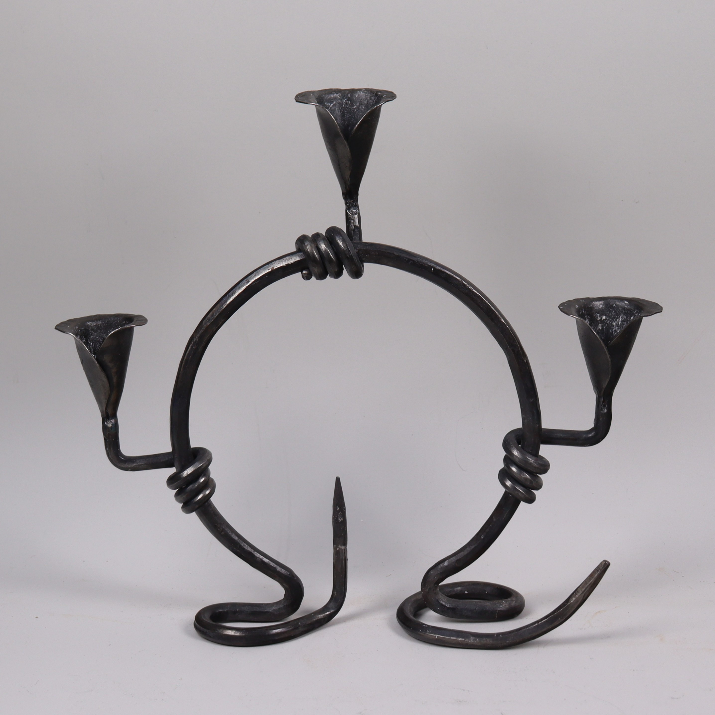 KANDELABER, Din Smed Stefan, Ucklum, järnsmide.