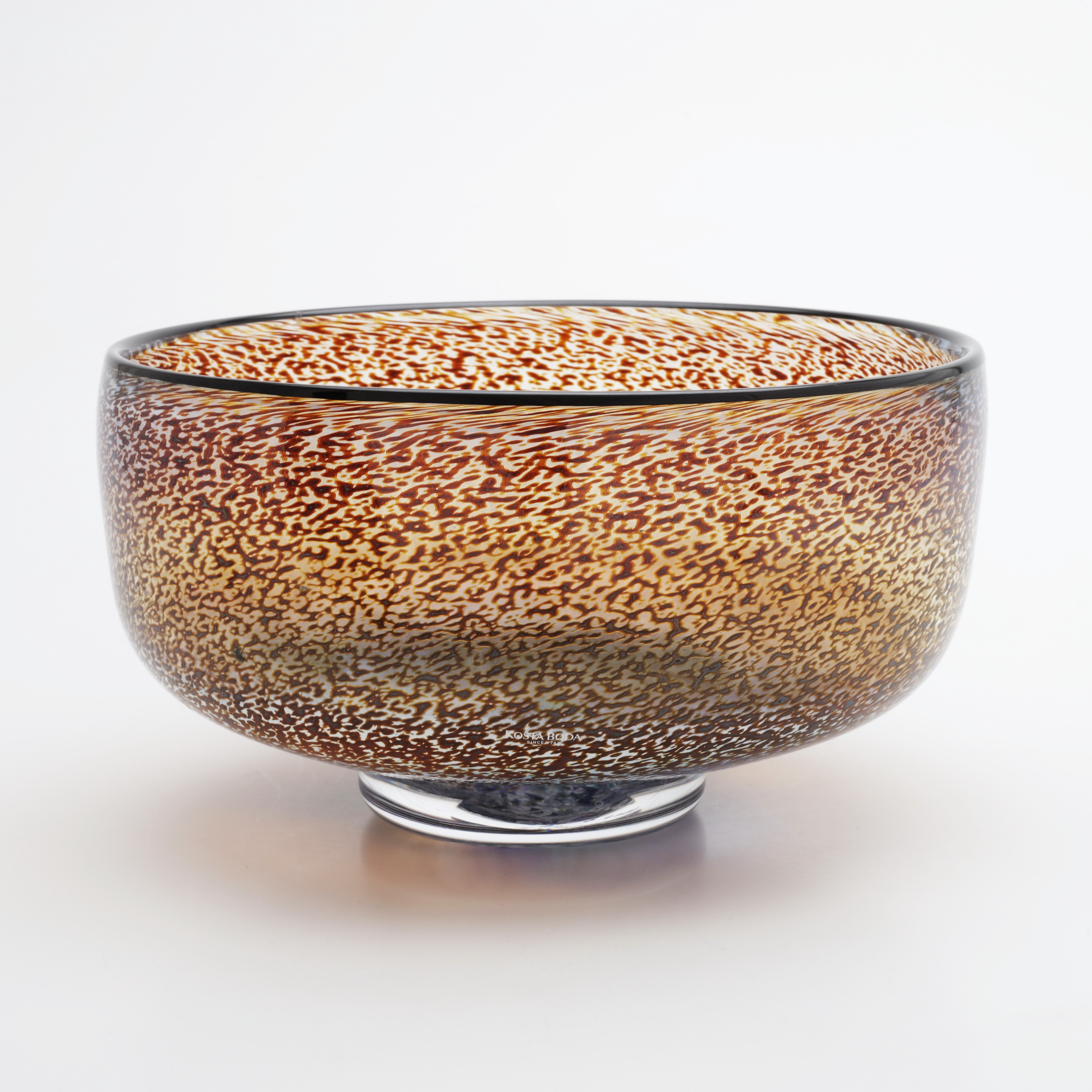 BERTIL VALLIEN. Skål, glas, Kosta Boda, signerad.